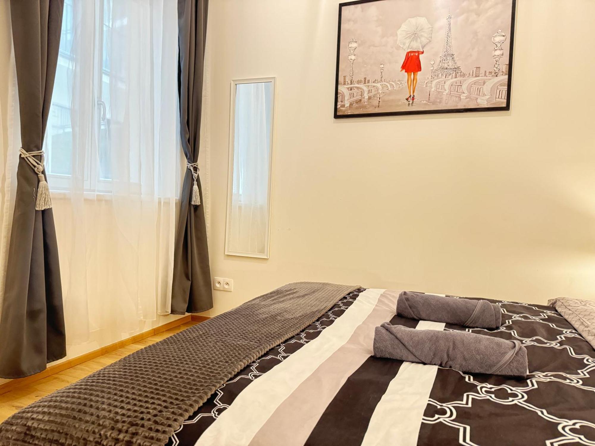 Apartment Free Parking - Cozy Near Vysehrad Railway Bridge *