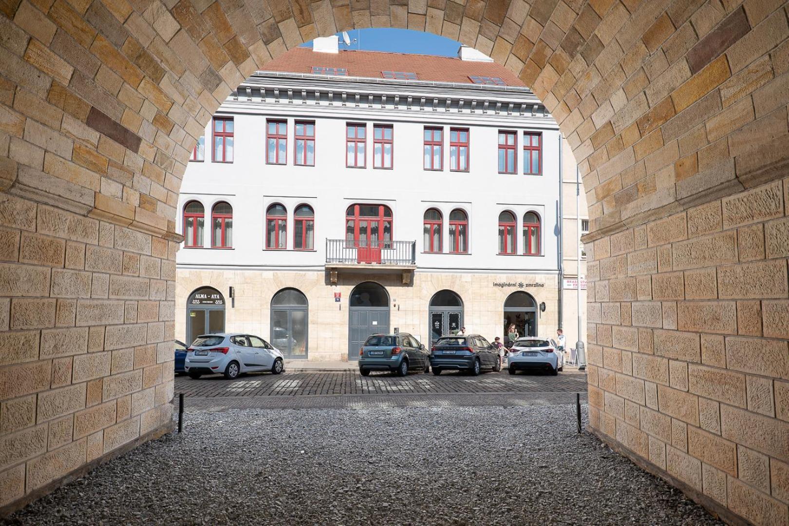 Negrelli - Main Bus Station Apartment