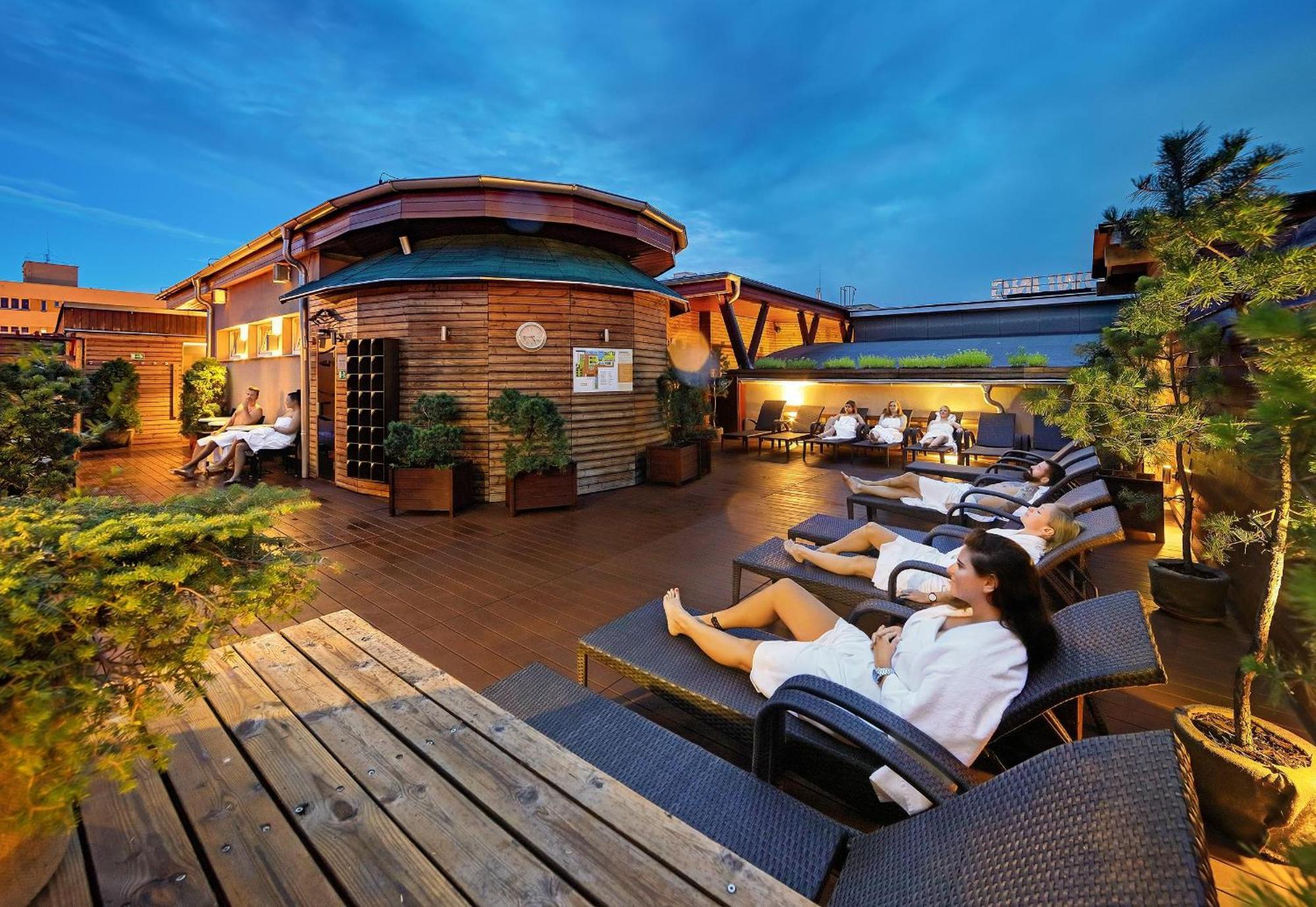 Wellness Step - Czech Leading 4* Prag