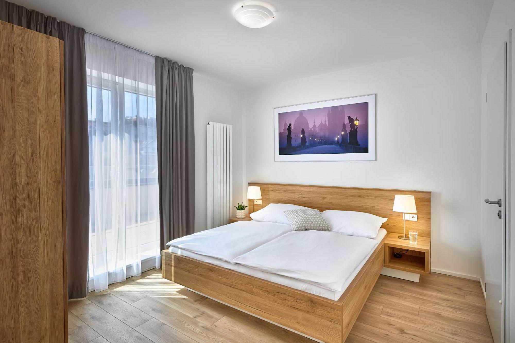 Apartment Downtown Belohorska