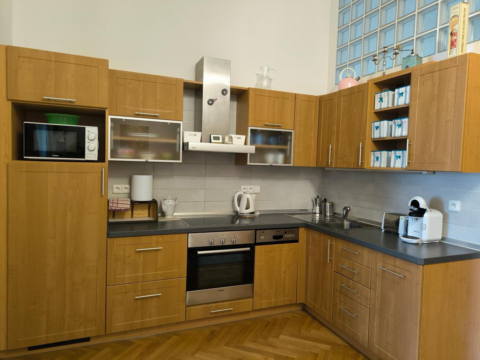 Valentinka Minutes Away From Charles Bridge Apartment *