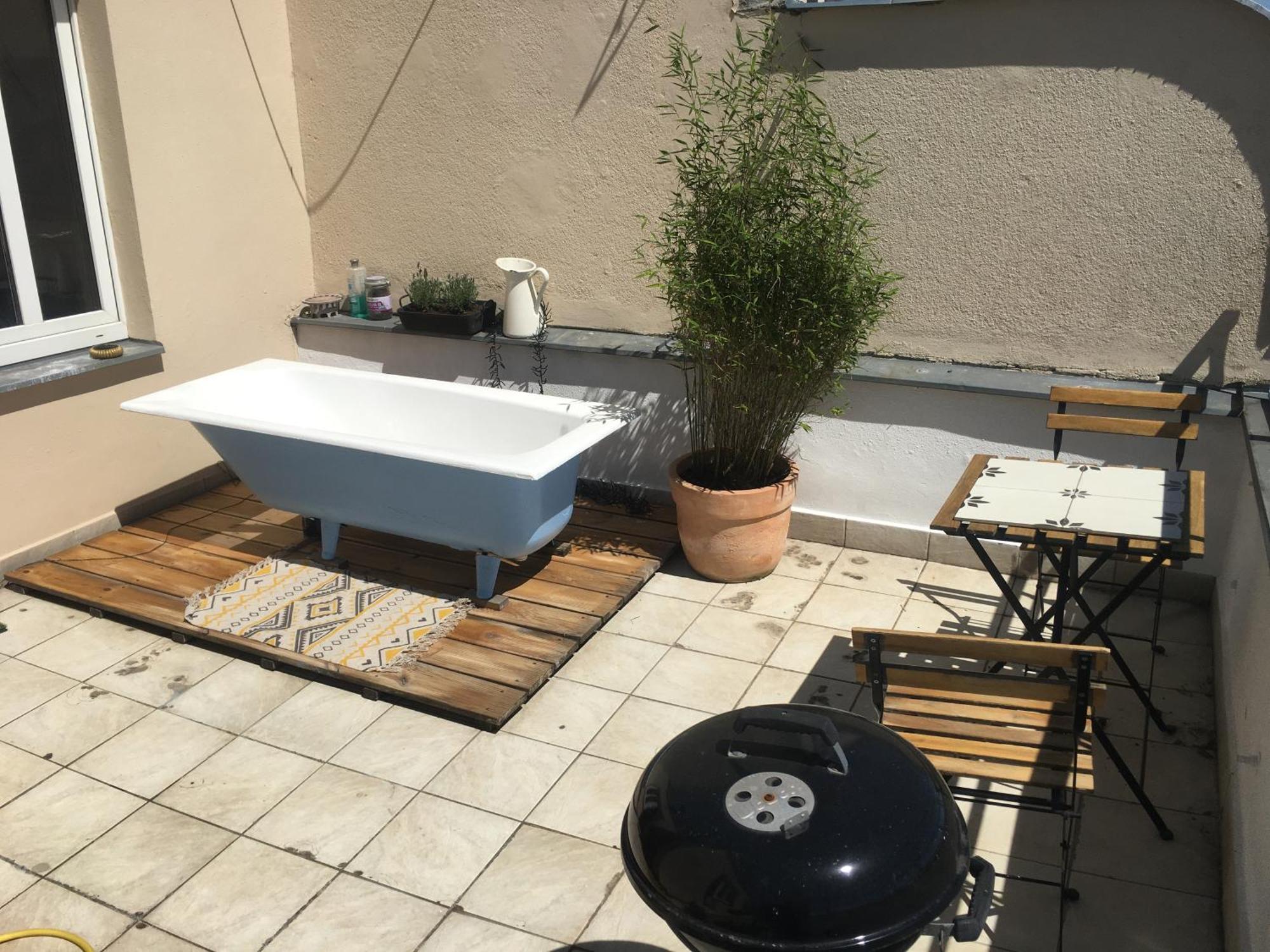 Apartment With Large Terrace