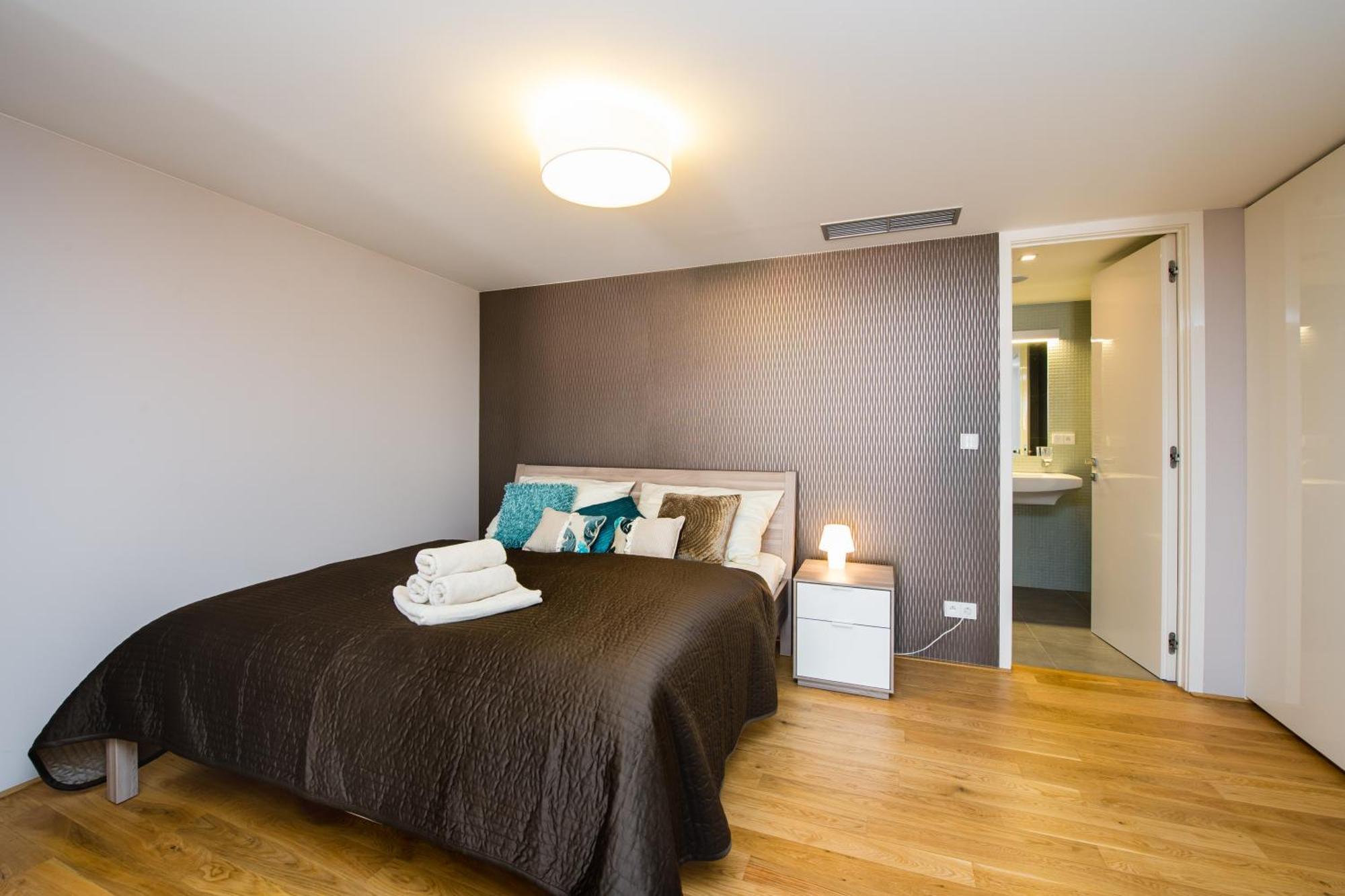 Aparthotel Karlin By Tkc 4*