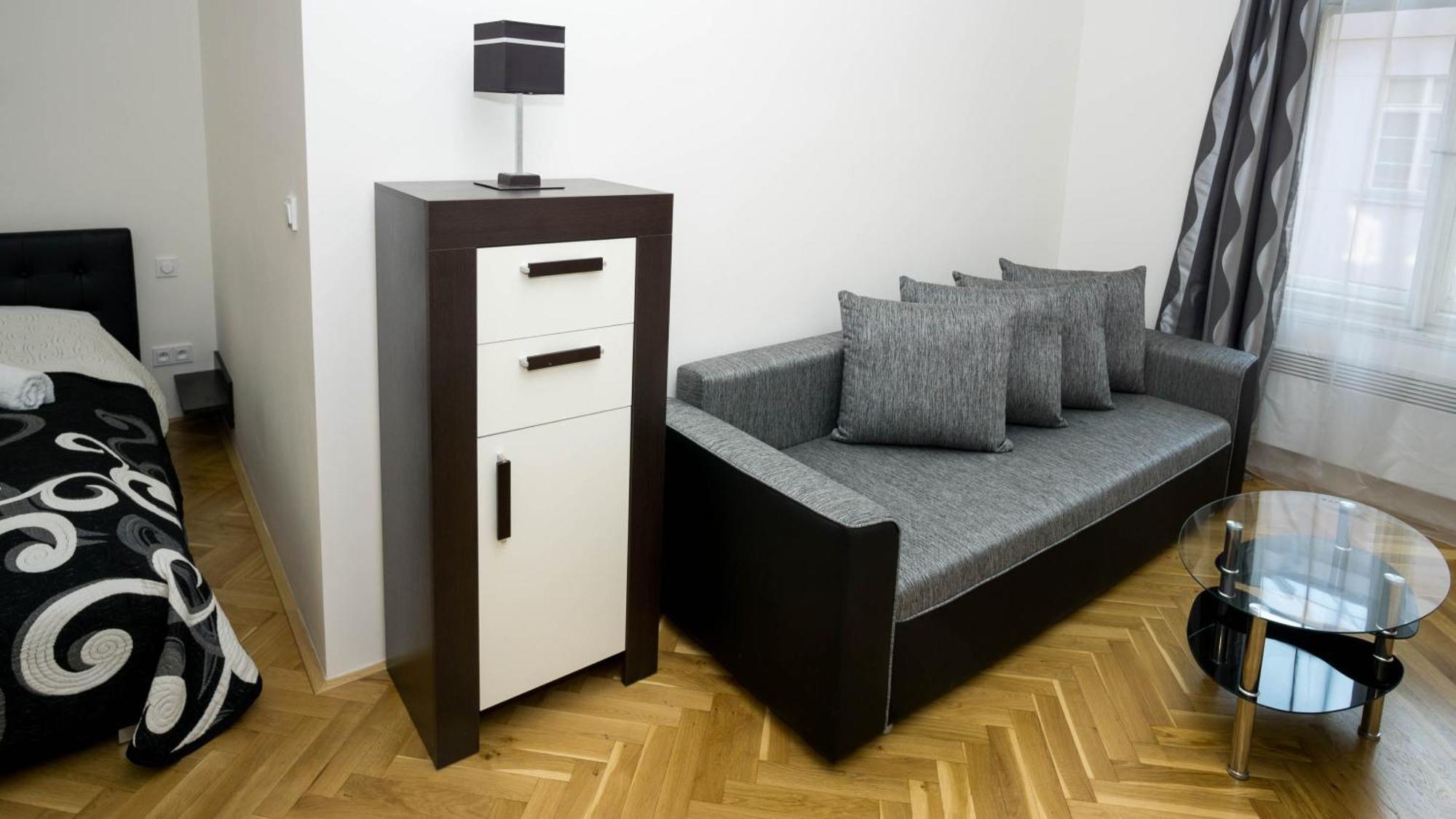 Apartmán Black & White By Wenceslas Square And Muzeum