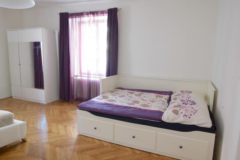 Old Town Square 27 Apartment