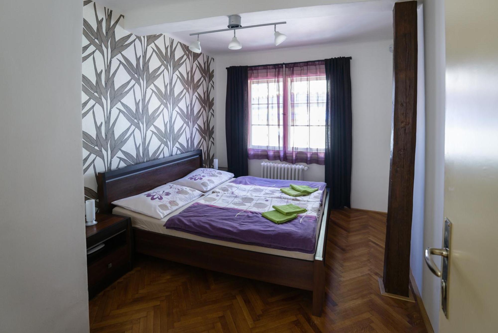 Apartment Old Town Square 27 *