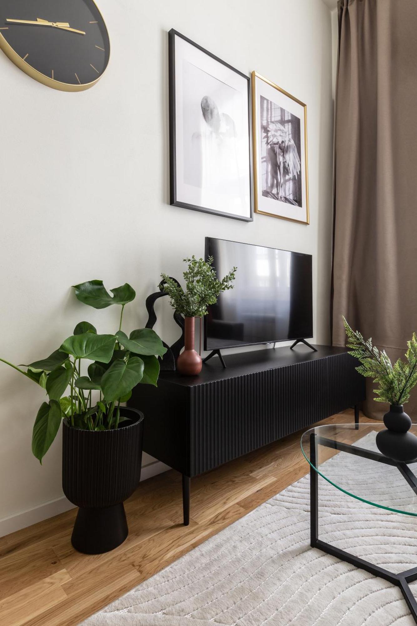 Turnkey I Republic Square Apartment *