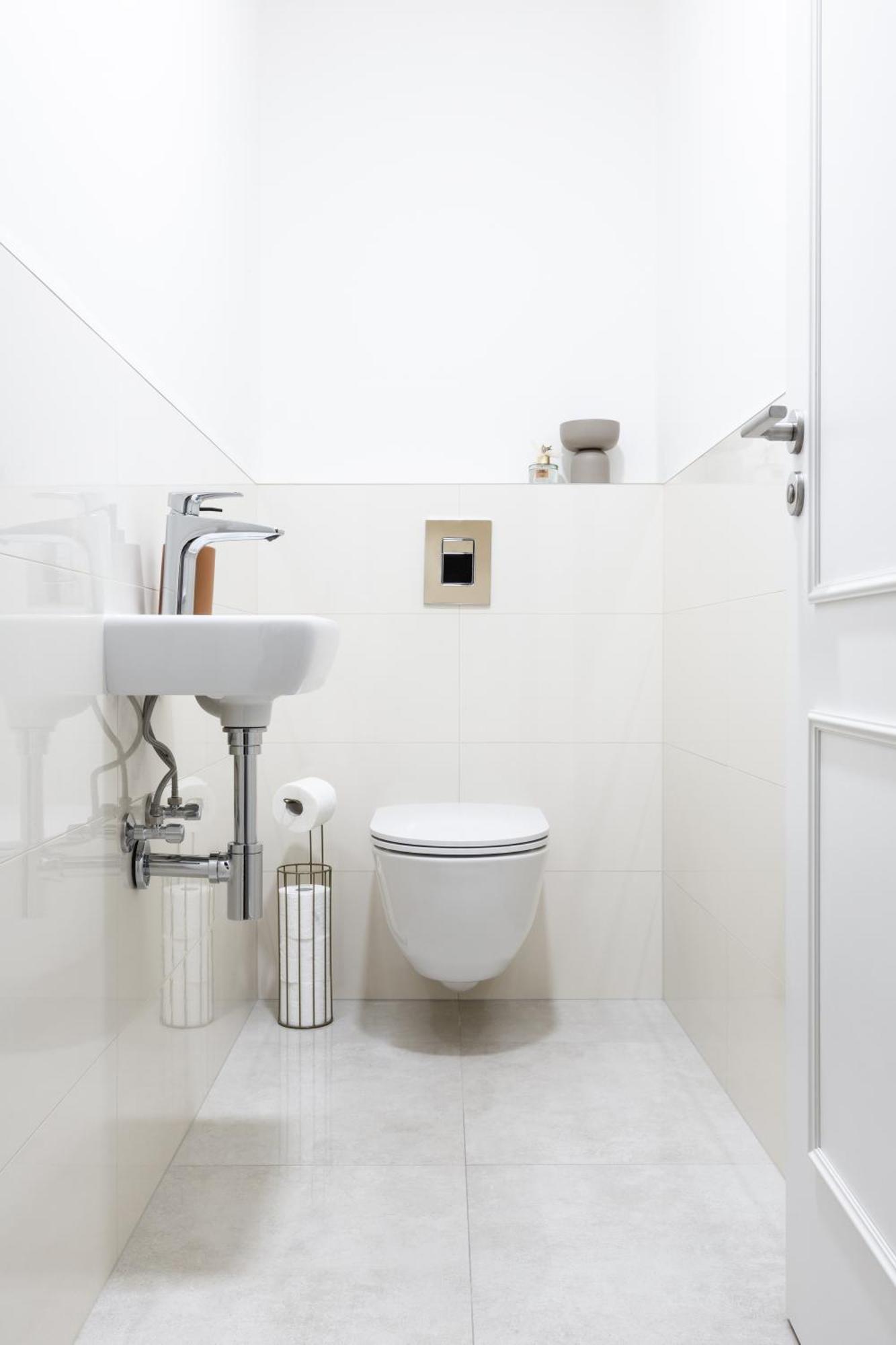 Turnkey I Republic Square Apartment