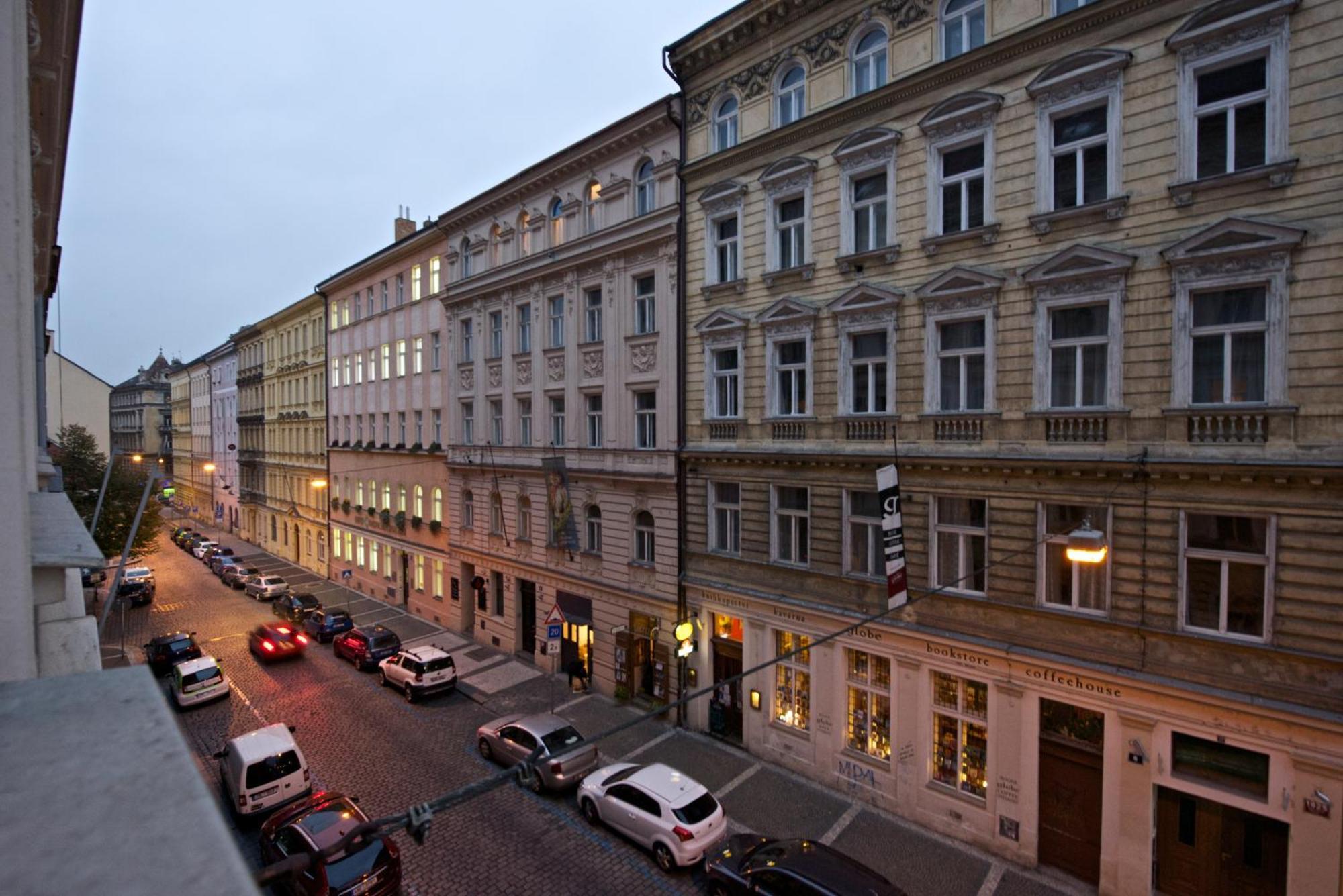Lägenhet Holec Prag