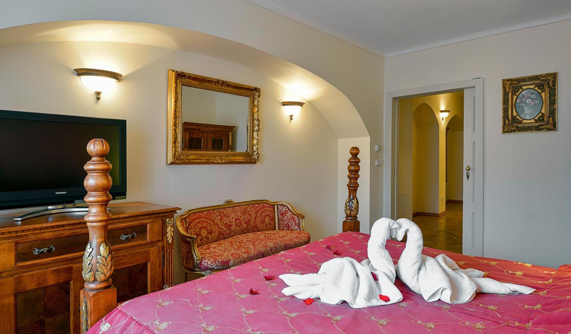 Lobster Aparthotel Prague