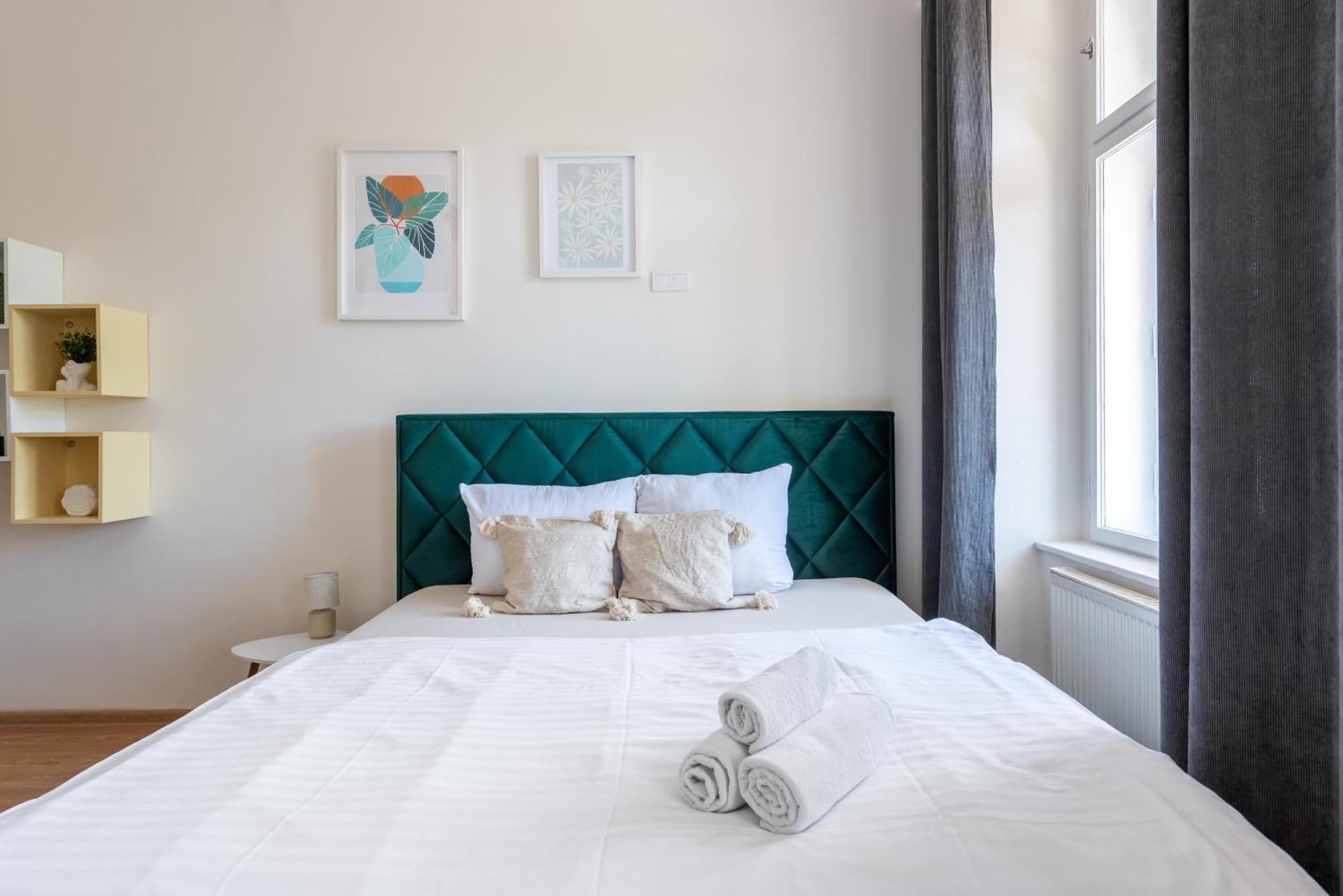 Tesnov Apartment *