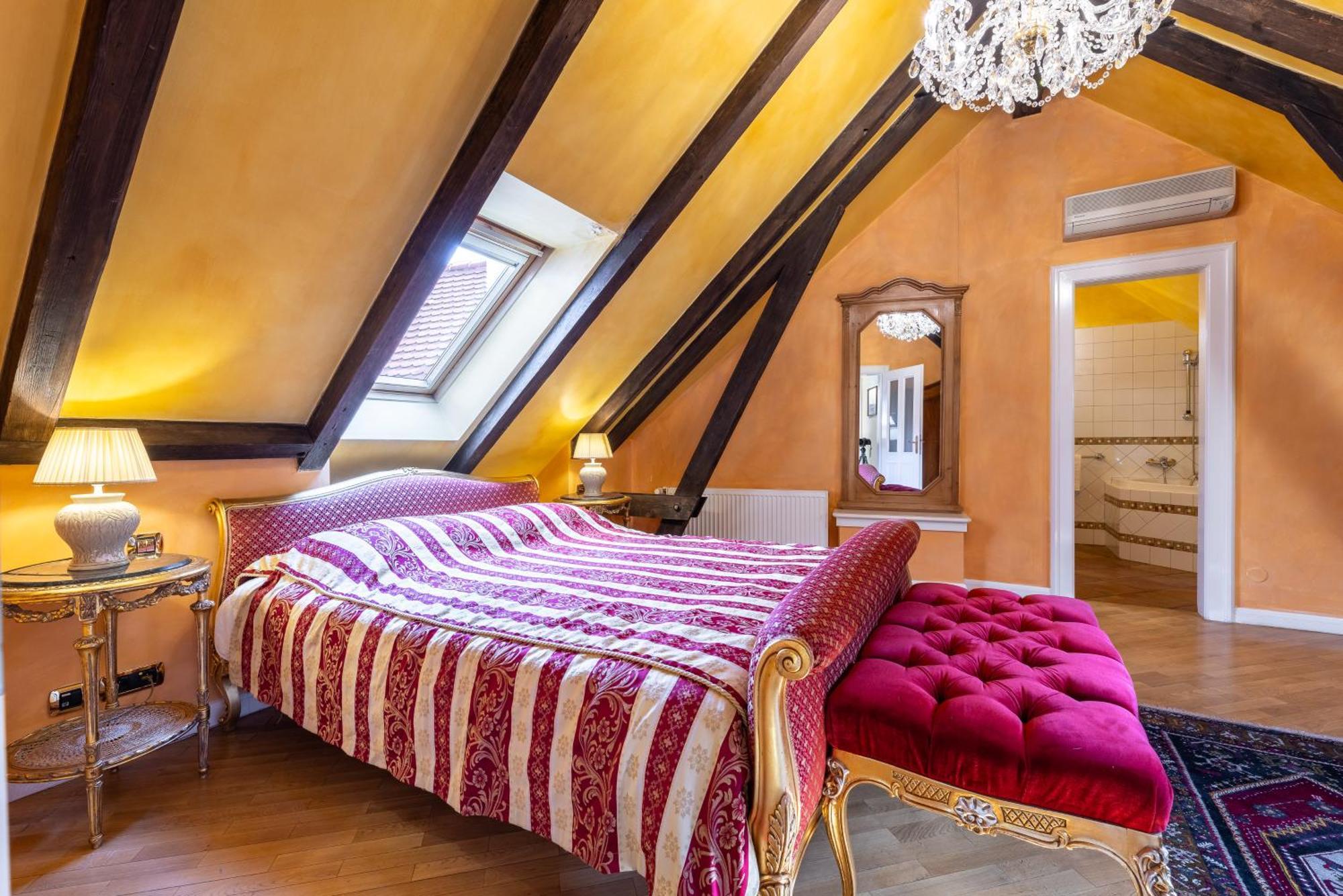 Aparthotel Nosticova *