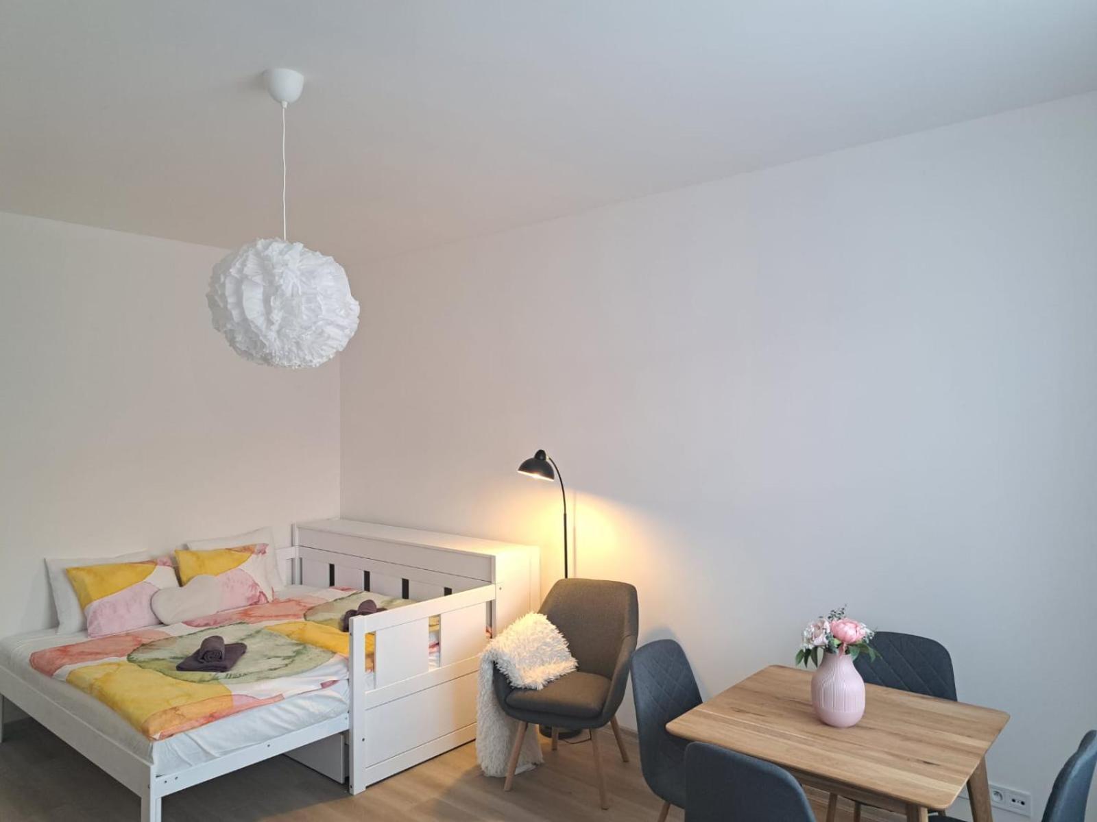 Studio-apartment Near Congress Centre Lägenhet Prag