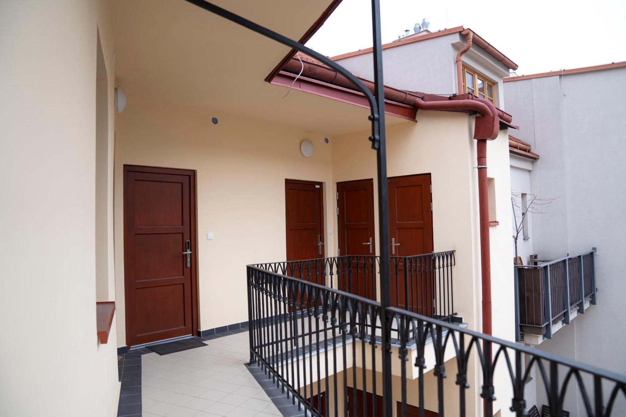 Stay2gether Scandi 17 - Main Train Station Apartment *