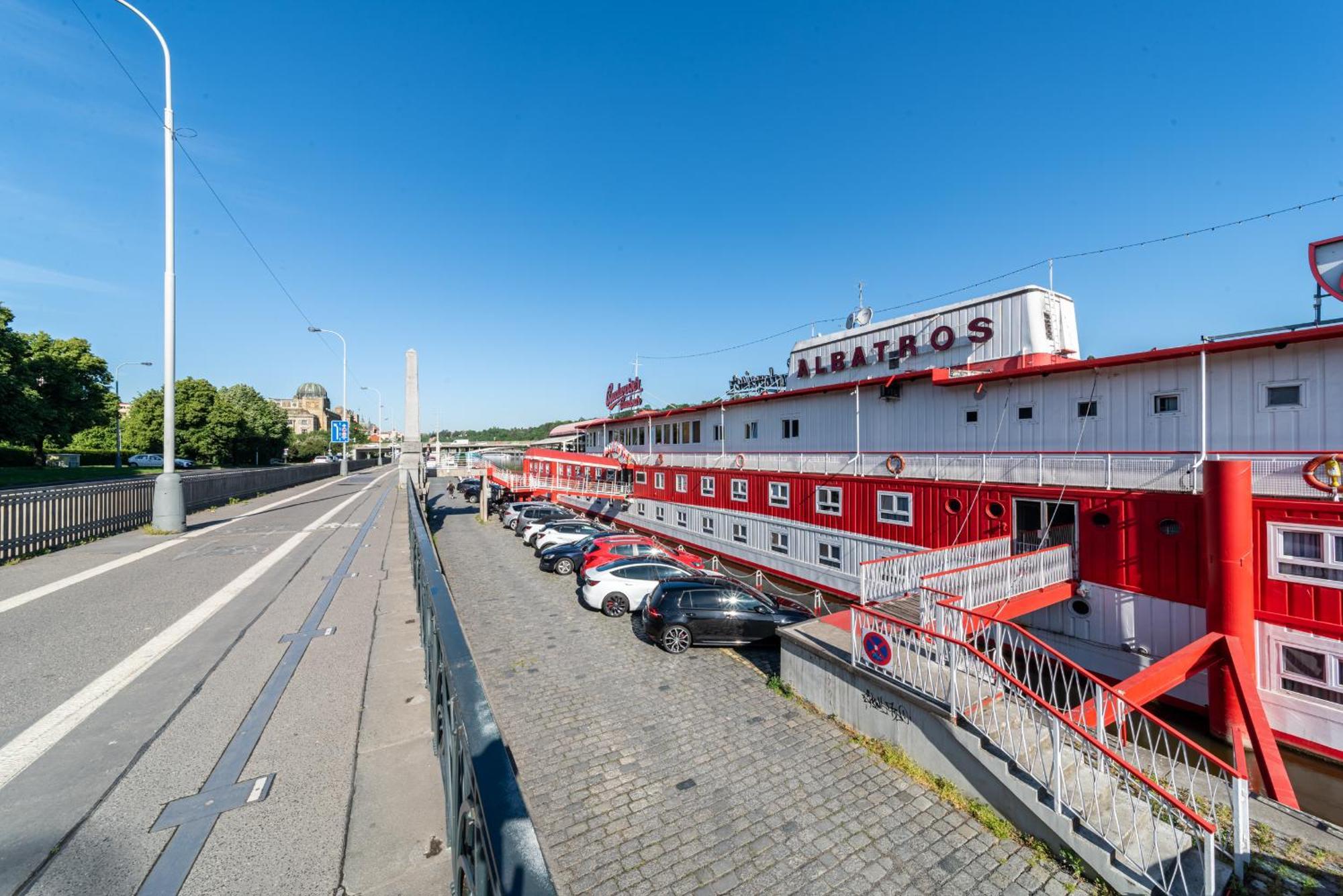 Albatros