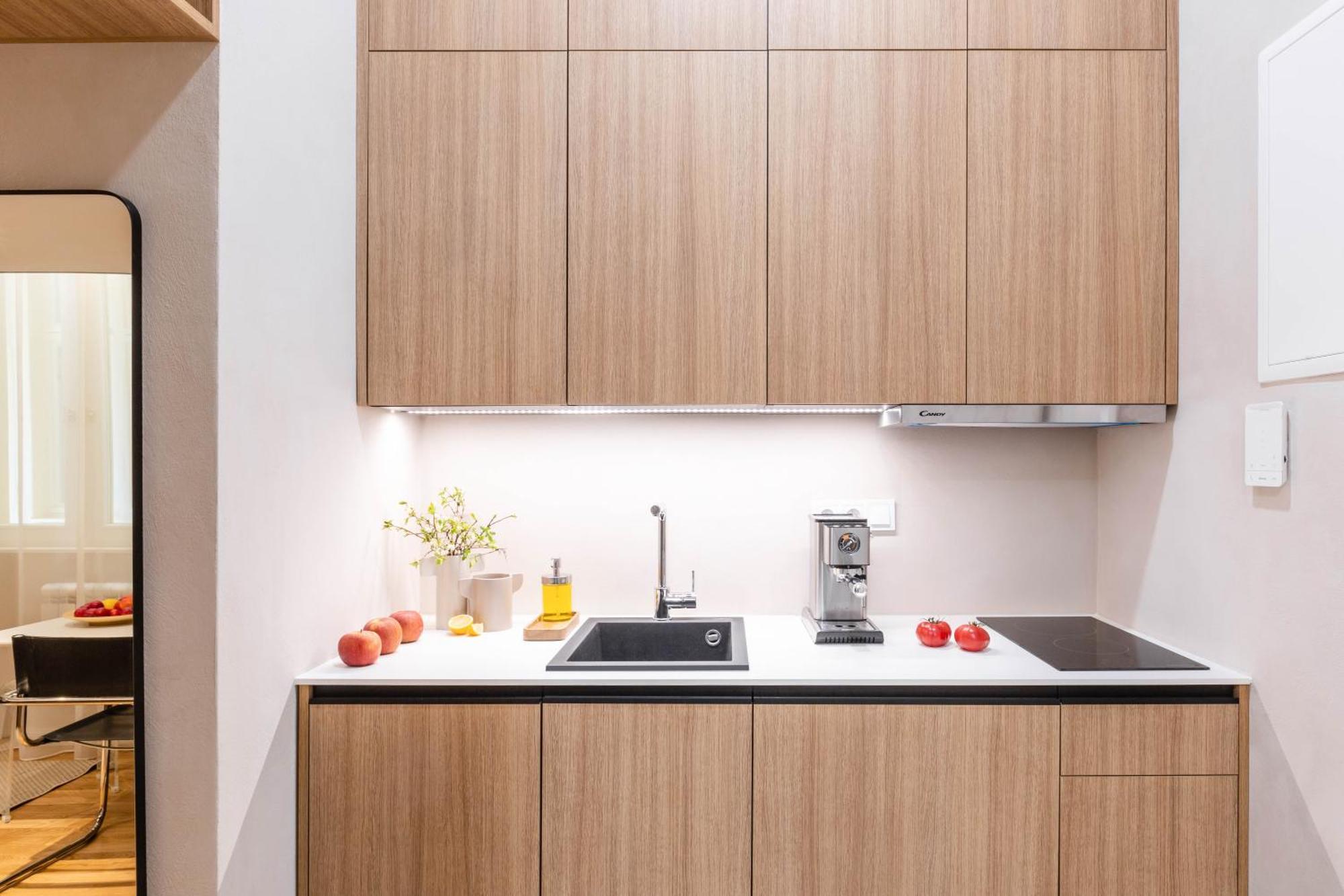 Turnkey I Charles Square Apartment *