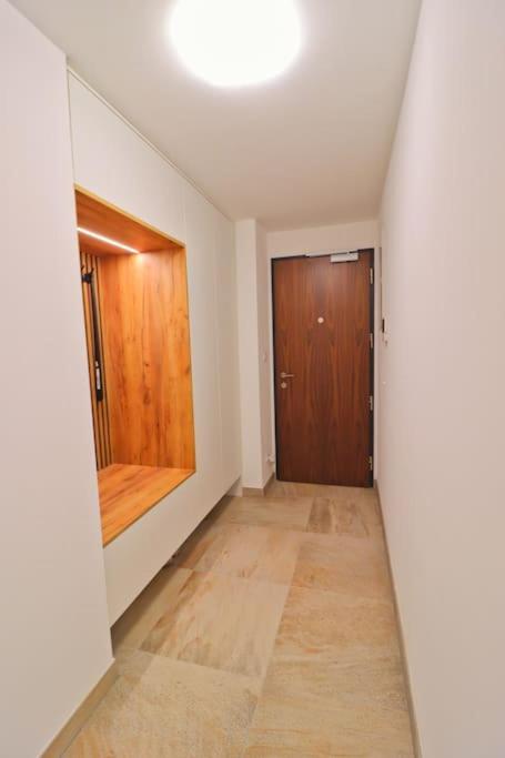 The Peony In Smichov, 5 Apartment *
