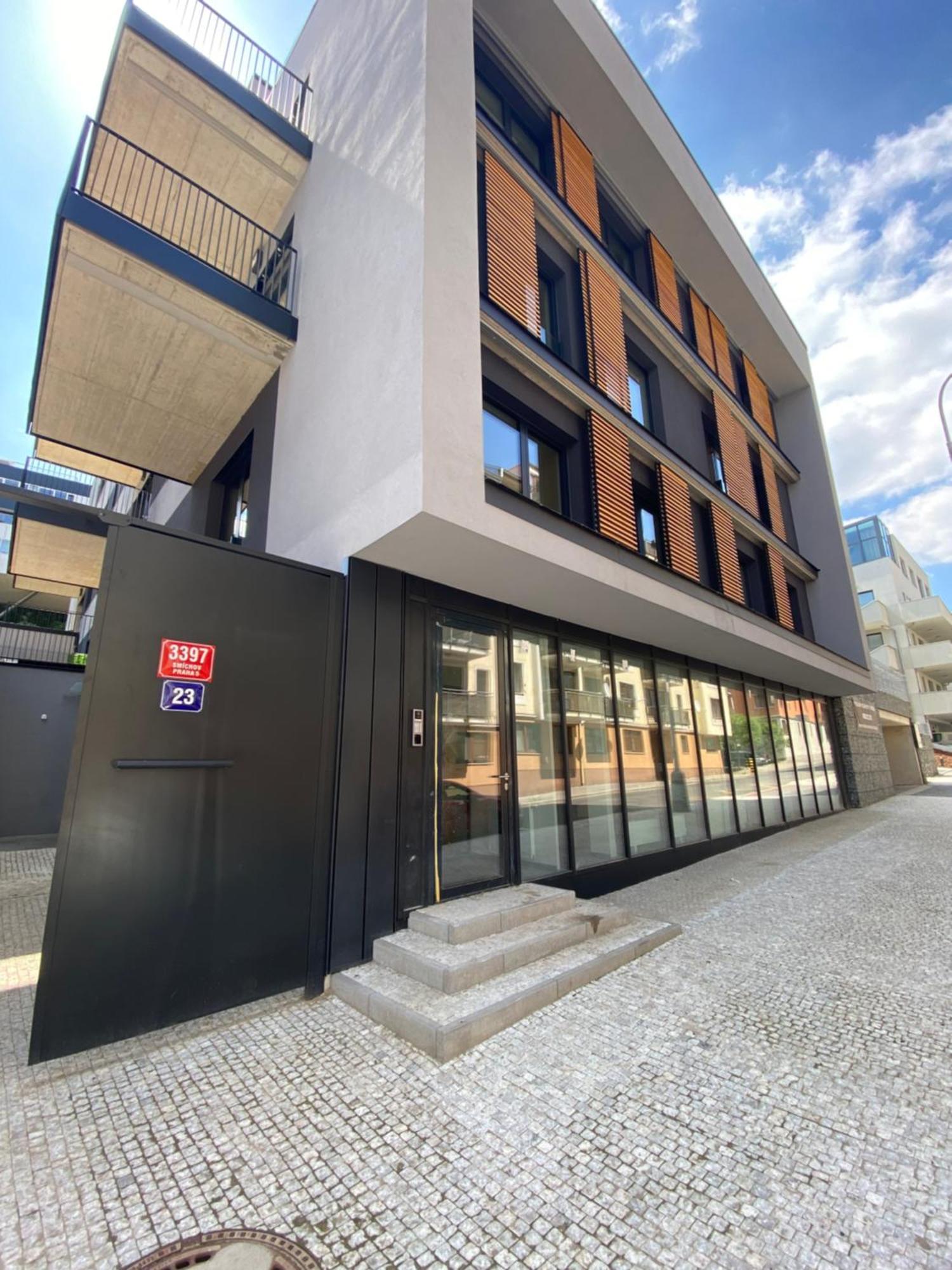 S Terasou, V Novostavbe Apartment Prag