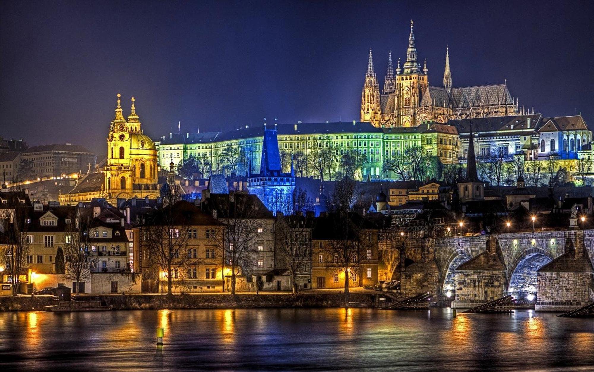 Kingdom Of Skylight * Prag