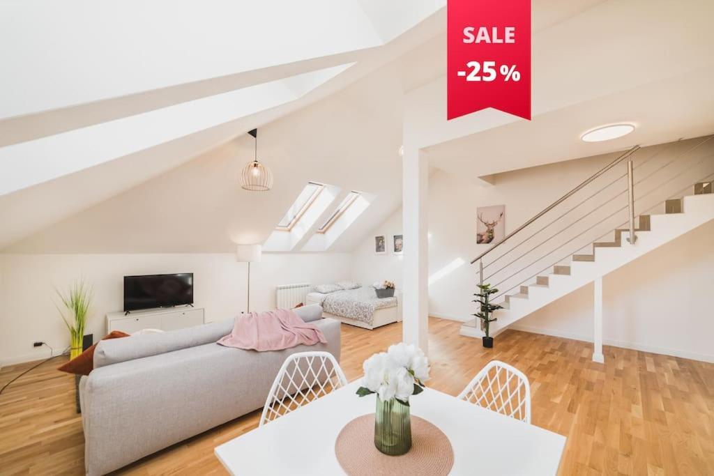Lägenhet Grand Loft 110m2 Prag