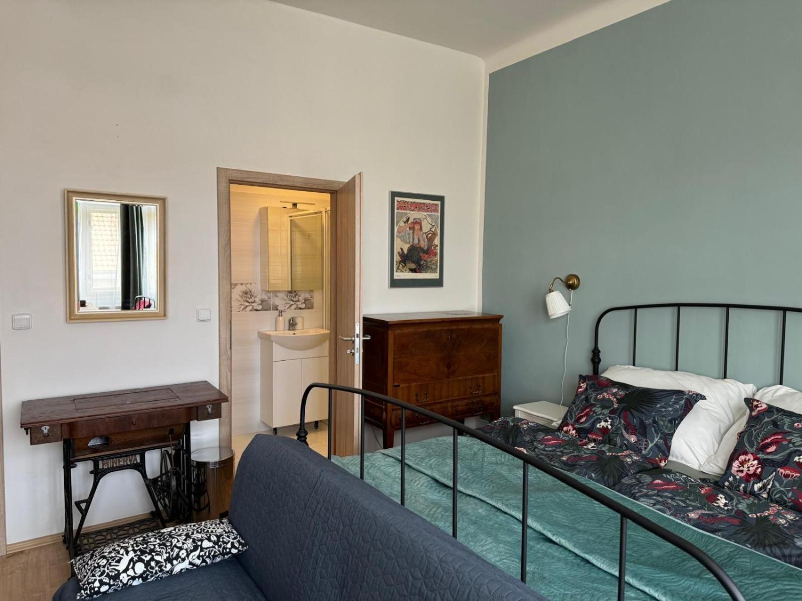 Bouquet Apartment *