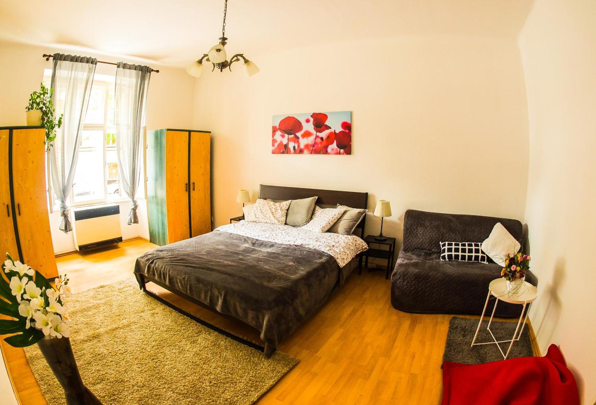 Cozy In Prague's Area Apartment *