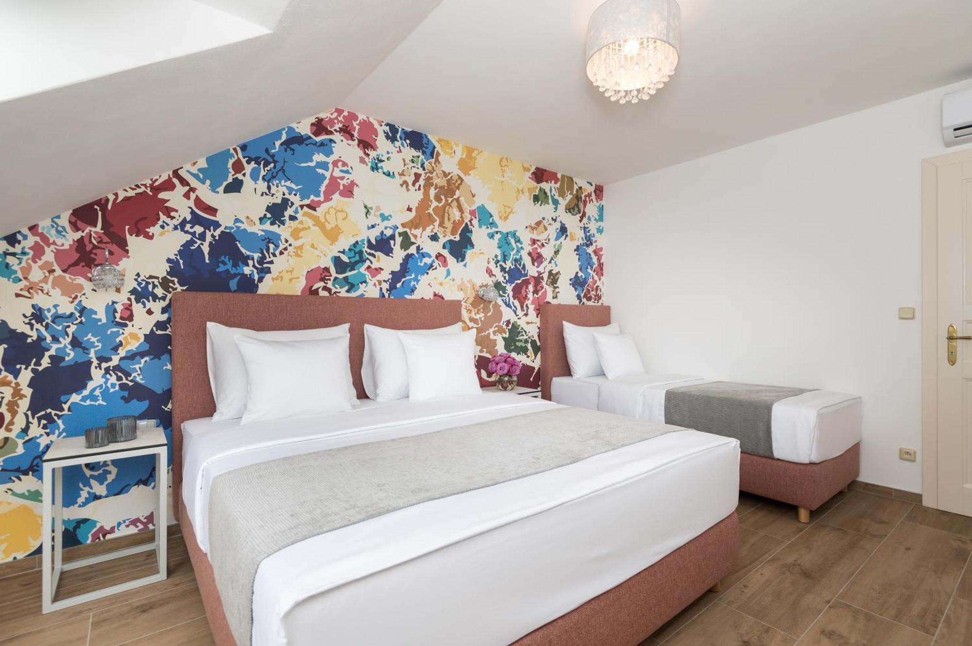 Aparthotel Eight Secrets Boutique By Dwellfort 4*