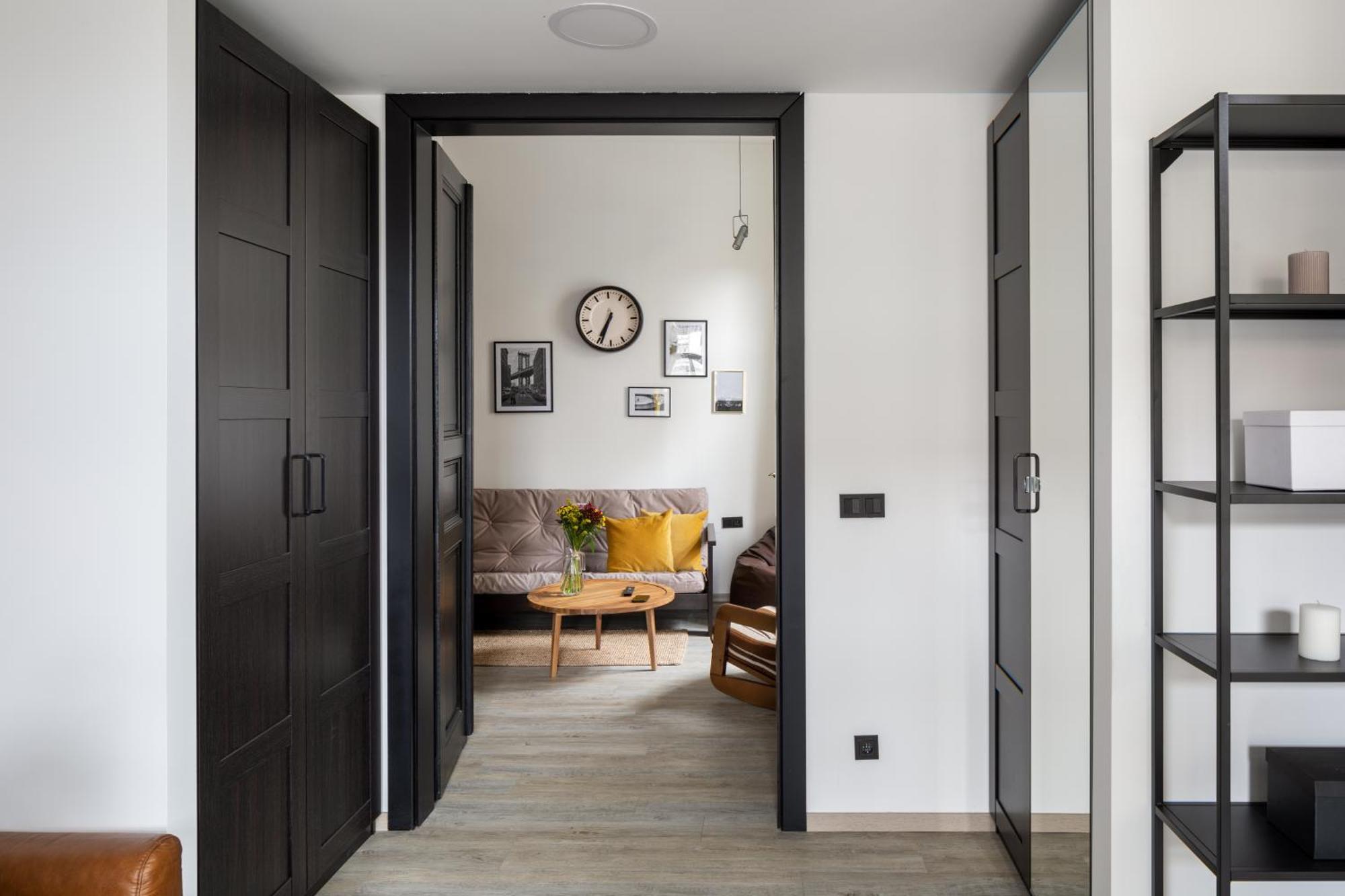 Designer In New Town By Days - 