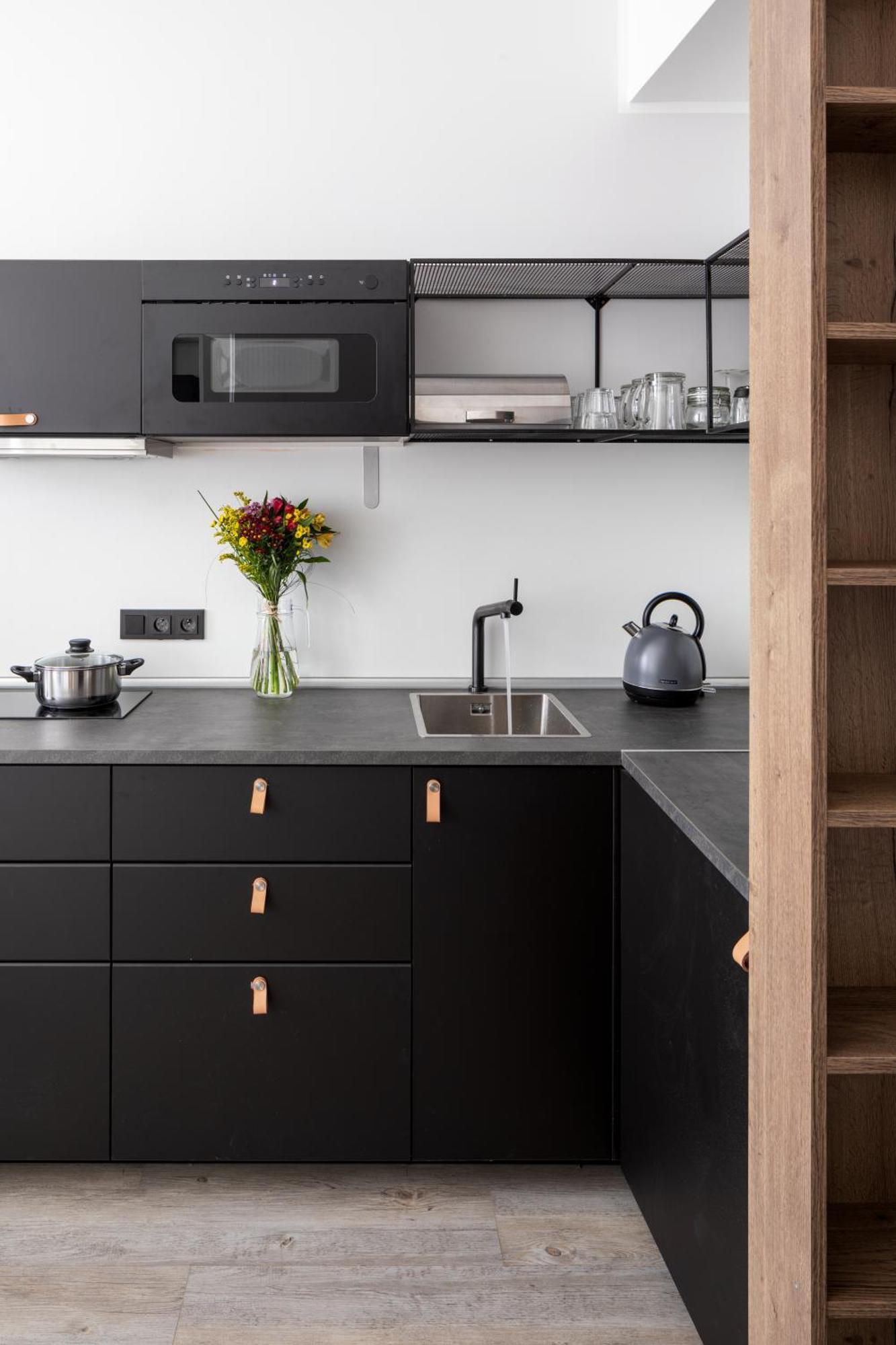 Designer In New Town By Days - 
