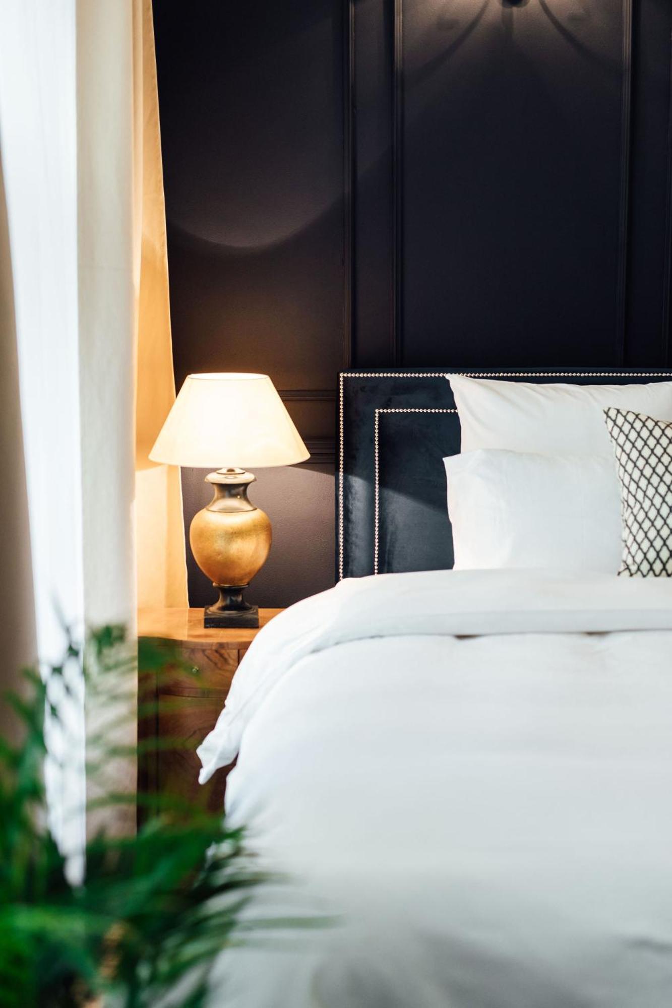 Hotell Nana Macs 4*