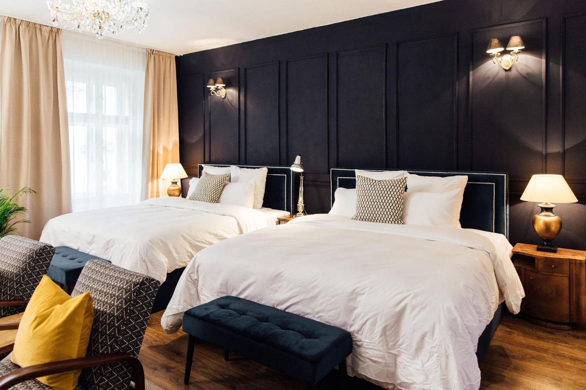 Nana Macs Hotell