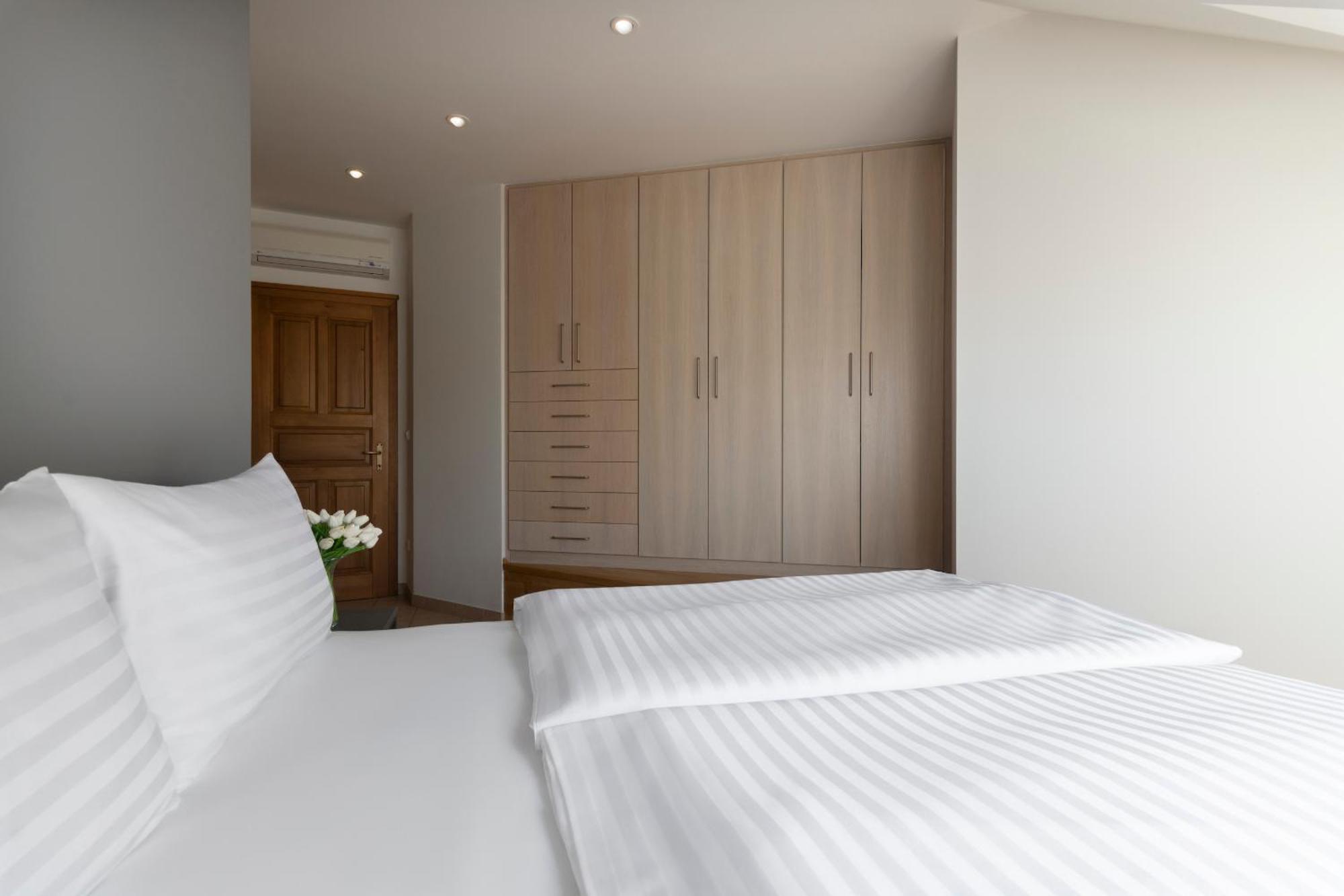 Aparthotel Bohemian Dreams And By Dwellfort Prague