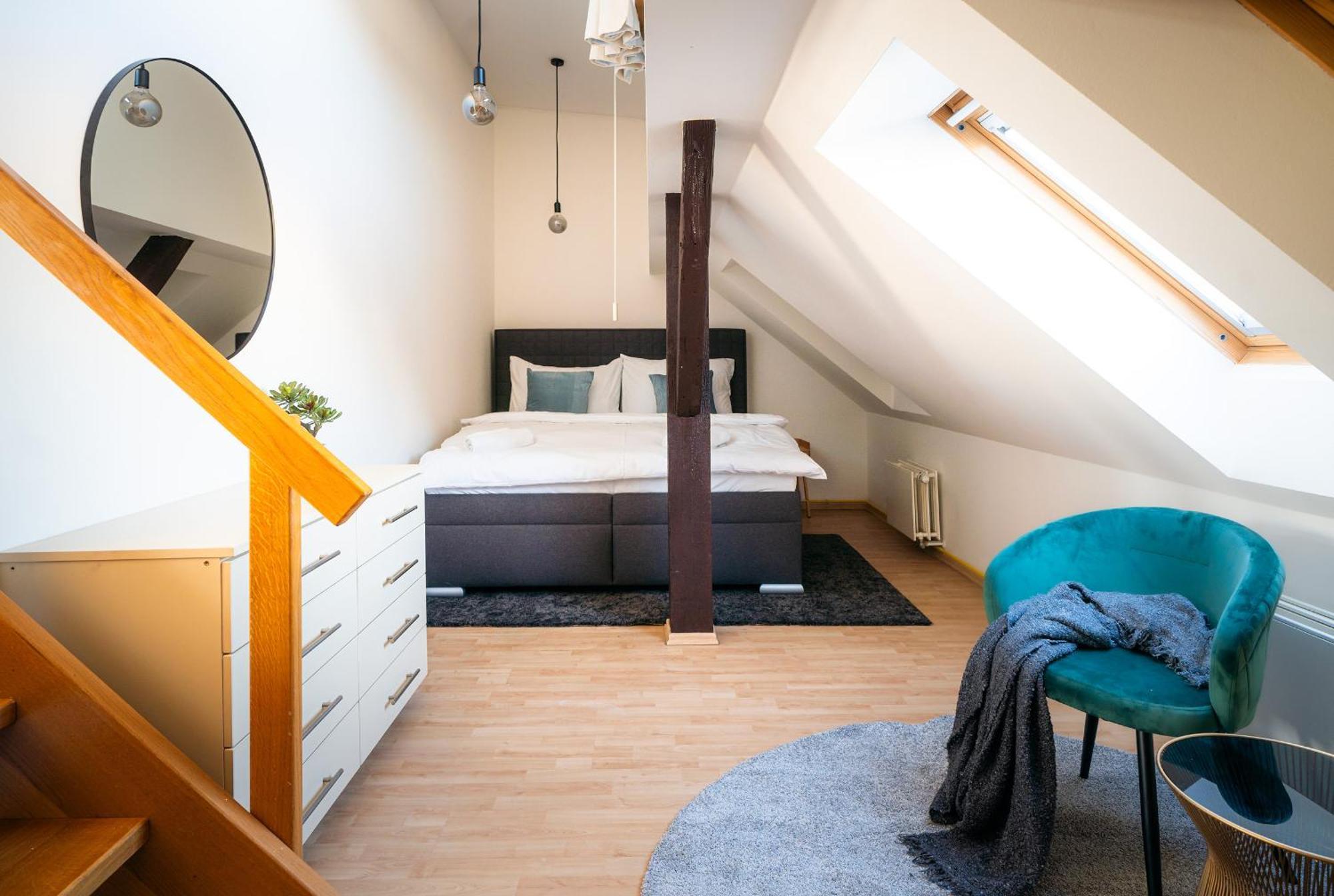 A/c Lux Rooftop 6br+3.5bath Wenceslas Square