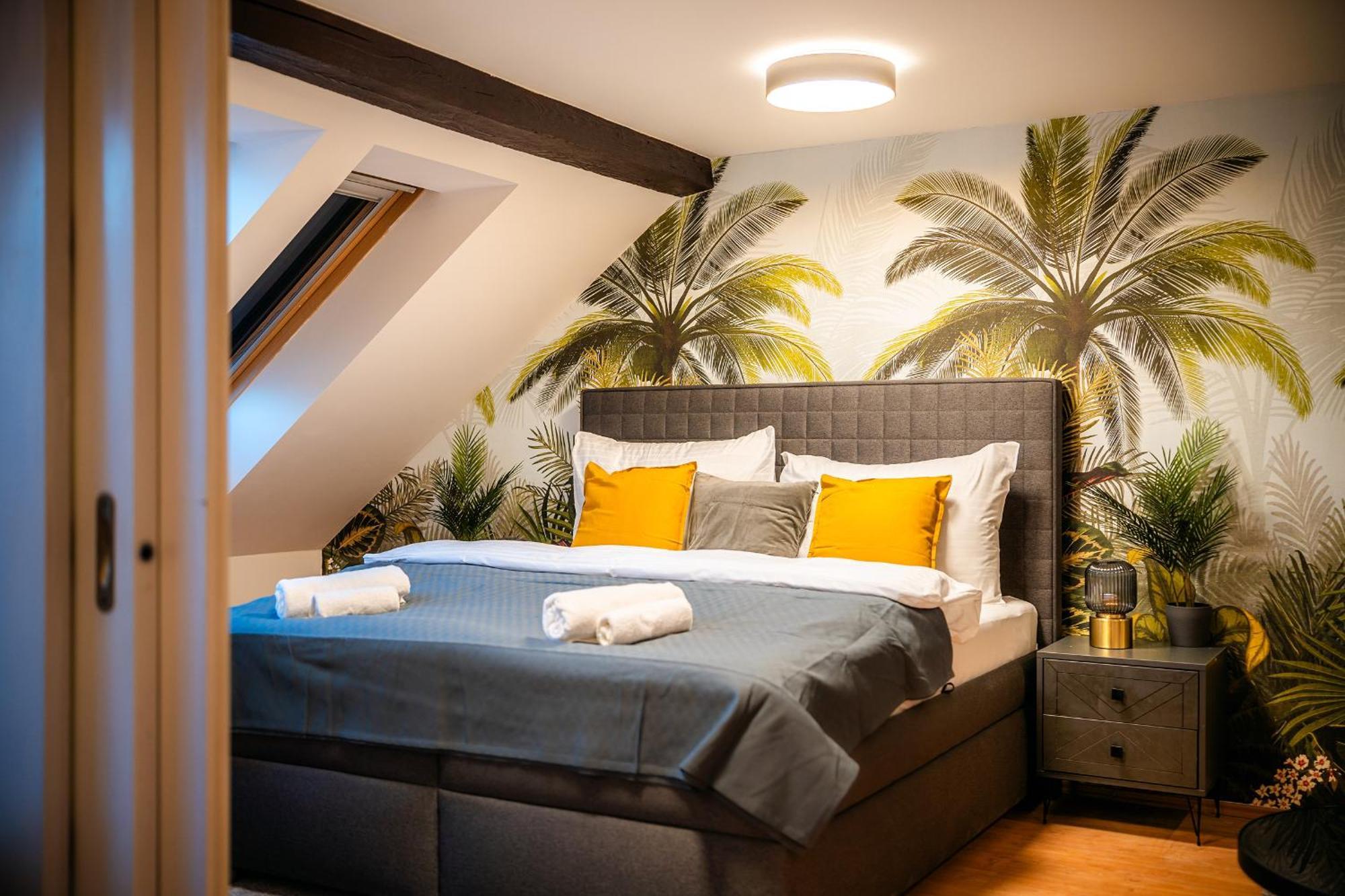 A/c Lux Rooftop 6br+3.5bath Wenceslas Square Apartmán