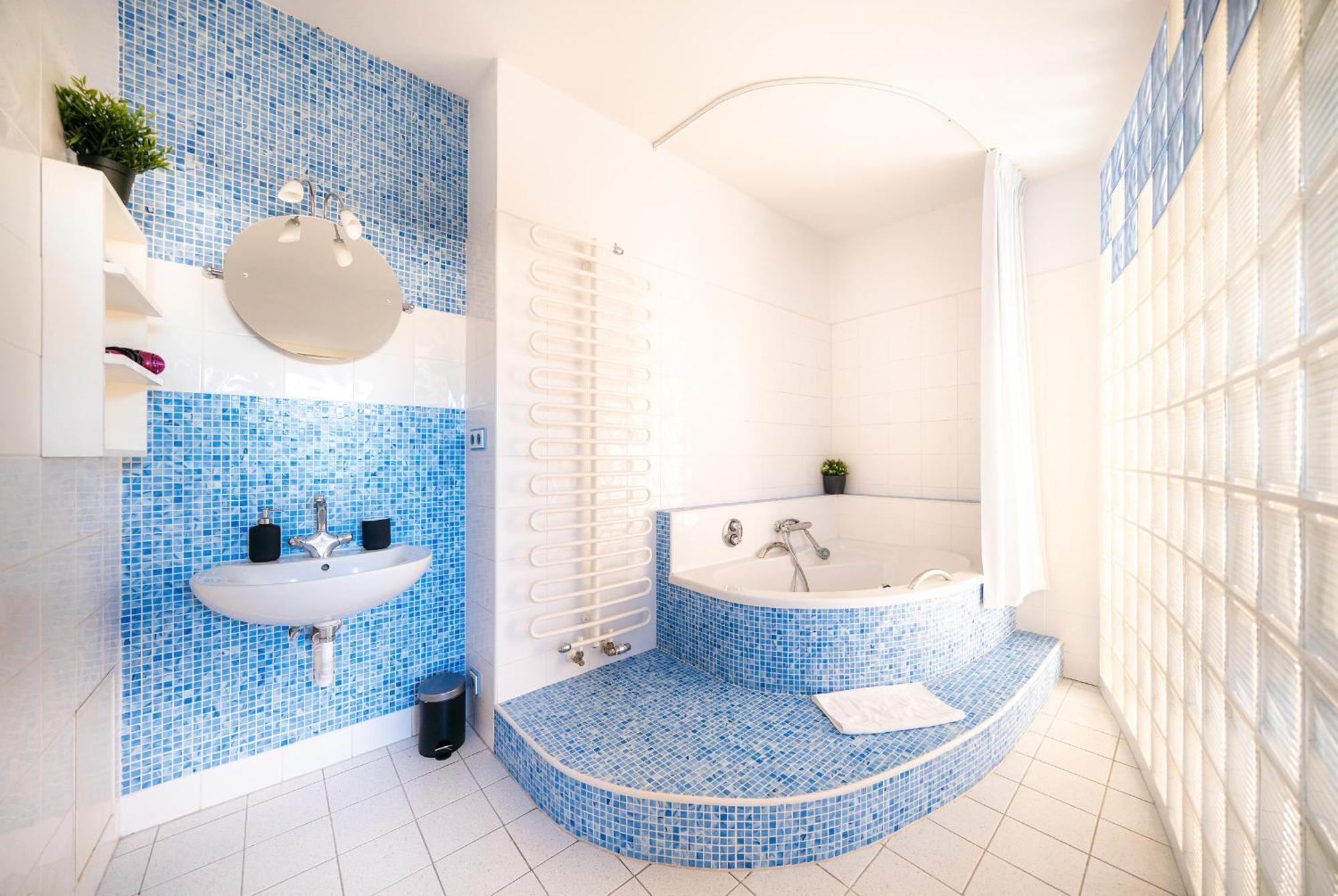 A/c Lux Rooftop 6br+3.5bath Wenceslas Square