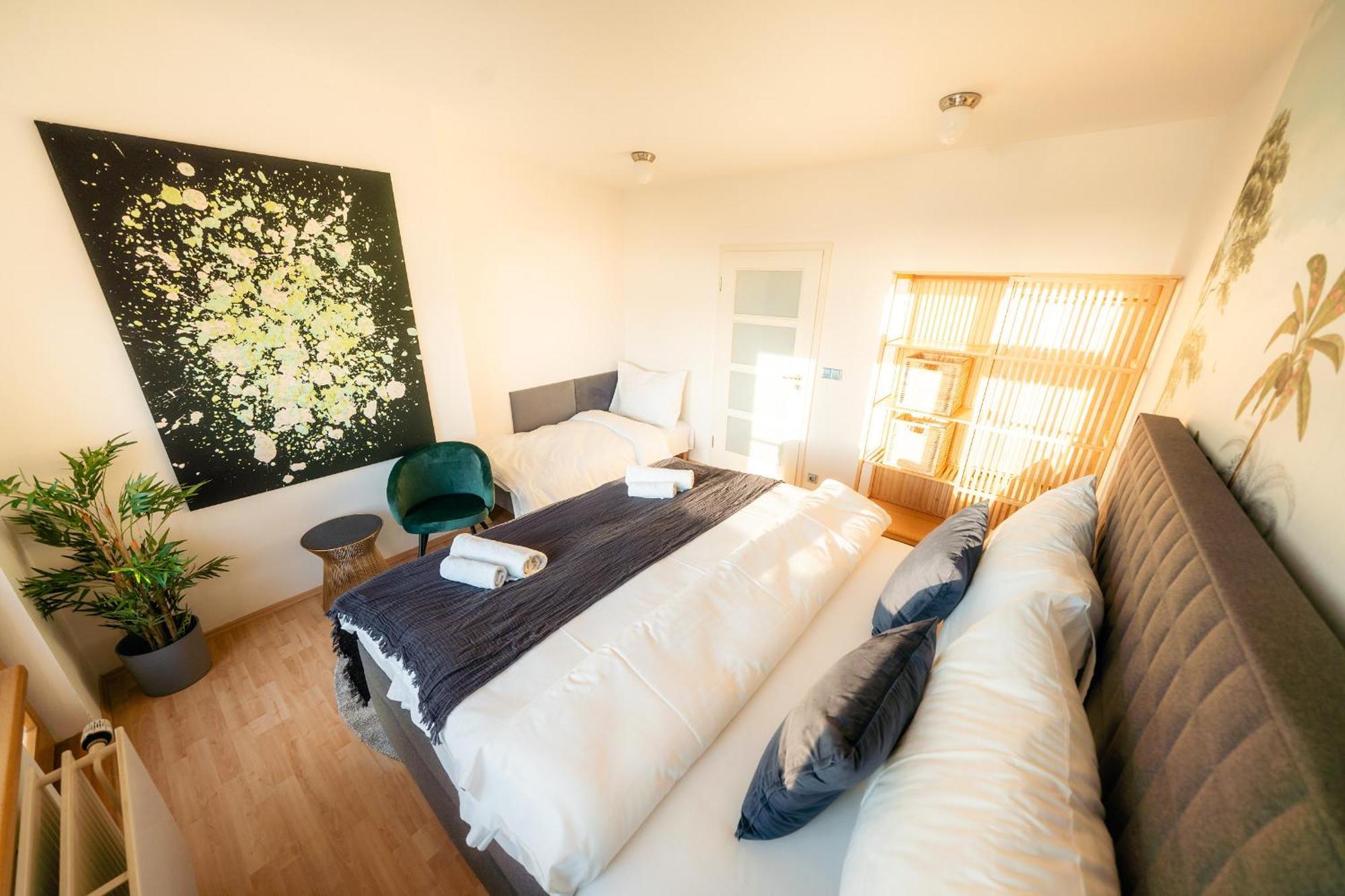 A/c Lux Rooftop 6br+3.5bath Wenceslas Square * Praha