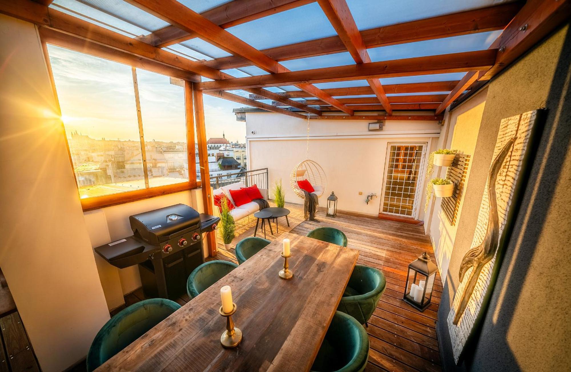 A/c Lux Rooftop 6br+3.5bath Wenceslas Square Apartmán