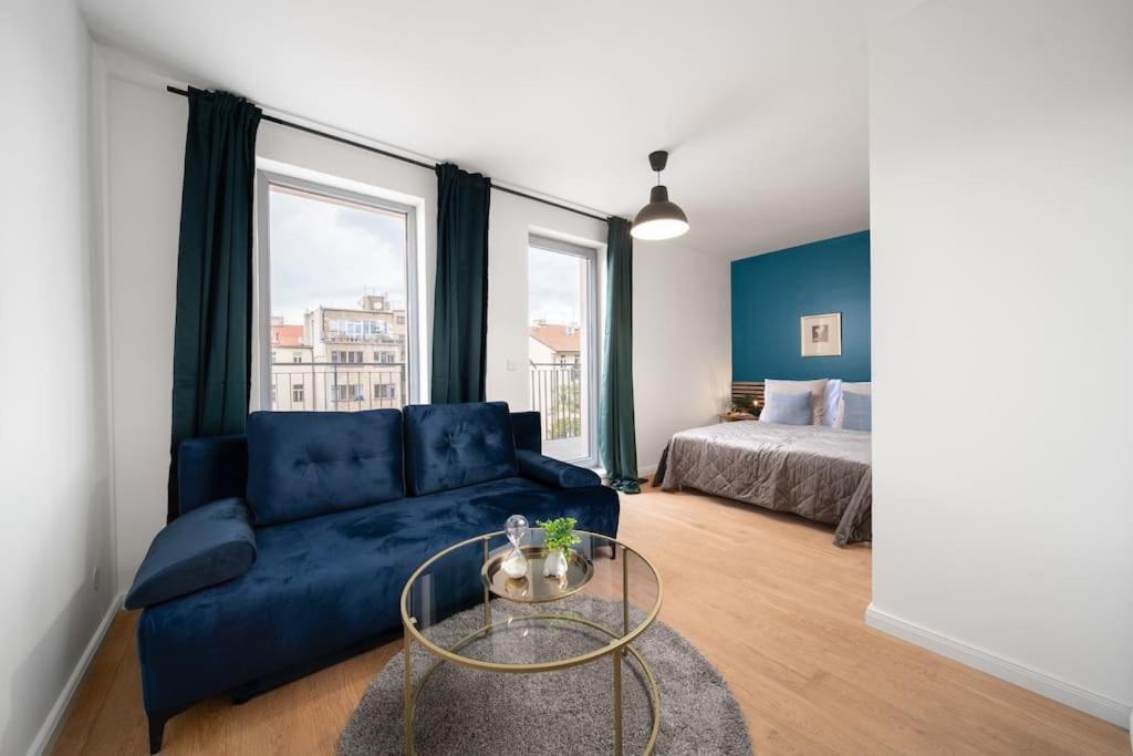 Cavallo Penthouse Xl Balcony City Center Lägenhet