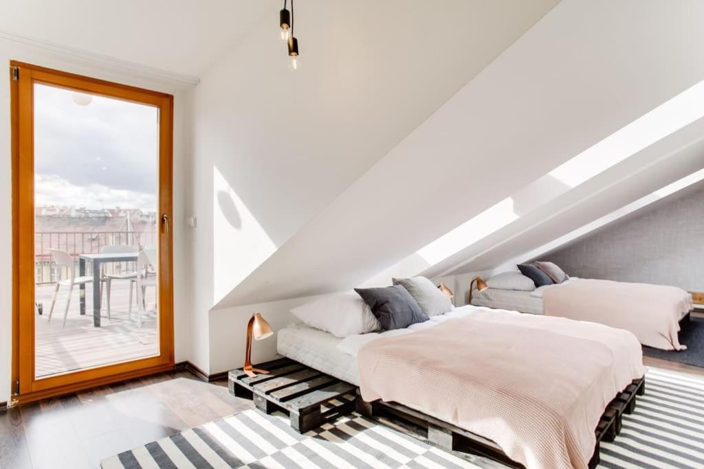 Unique City Centre Duplex, Castle View, Roof Top Terrace Prag