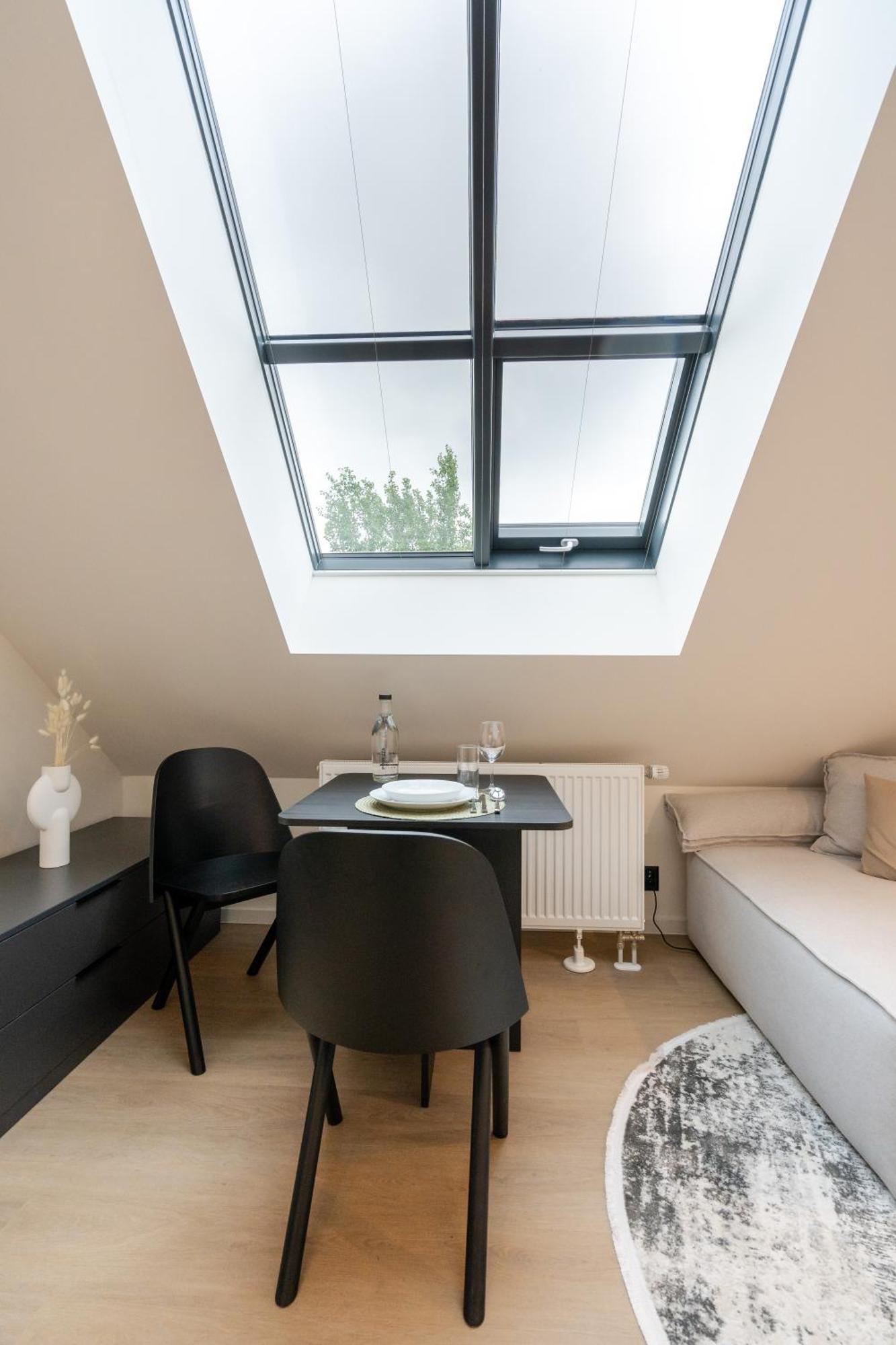 Honest Karlin Aparthotel