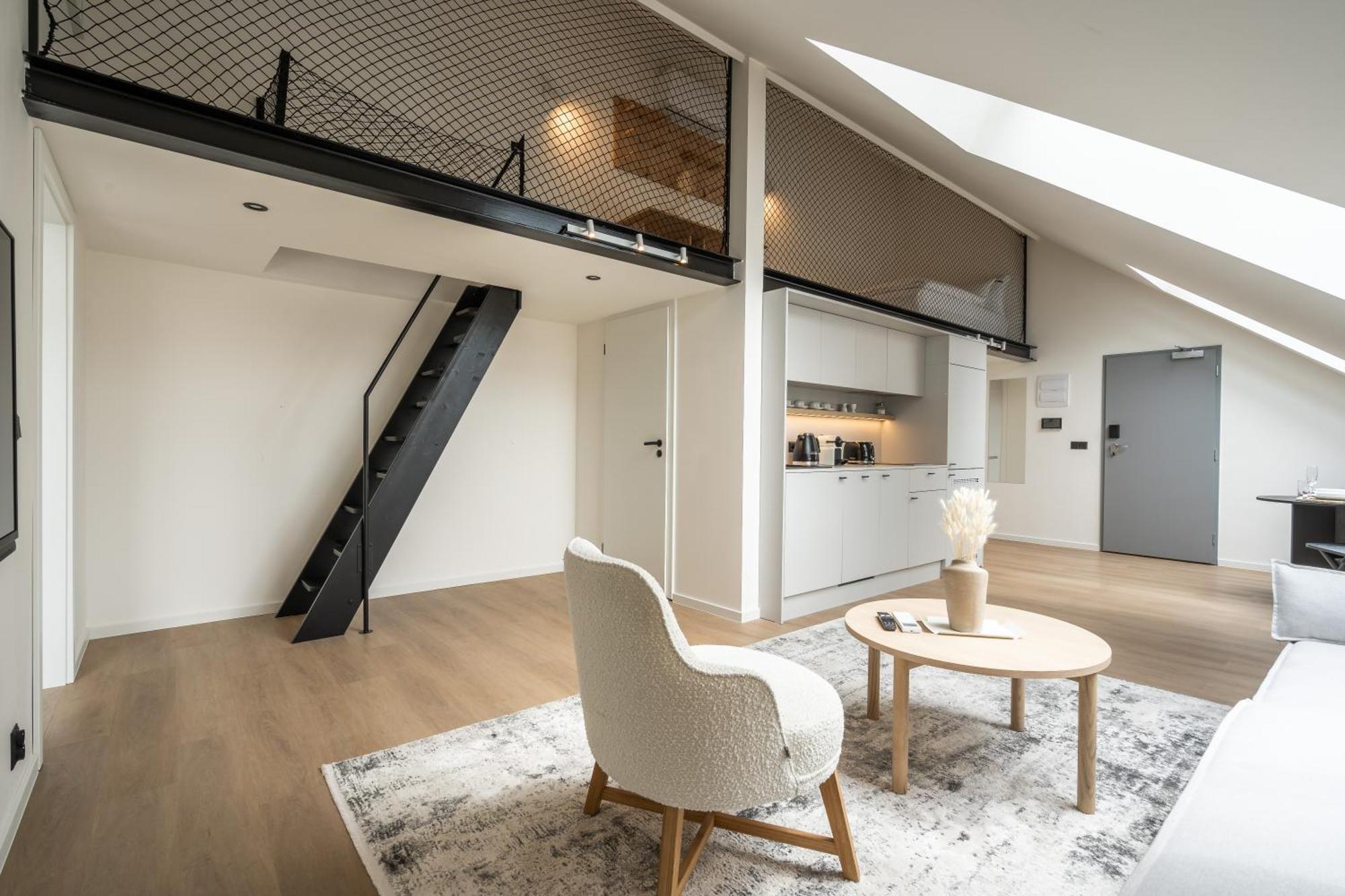 Honest Karlin Aparthotel