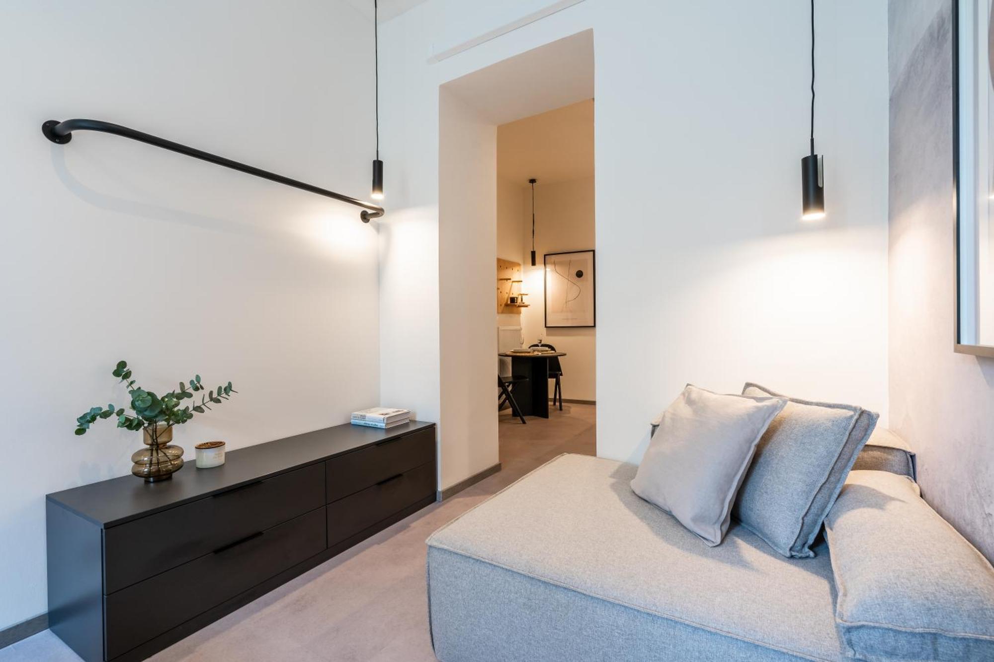 Honest Karlin Aparthotel *