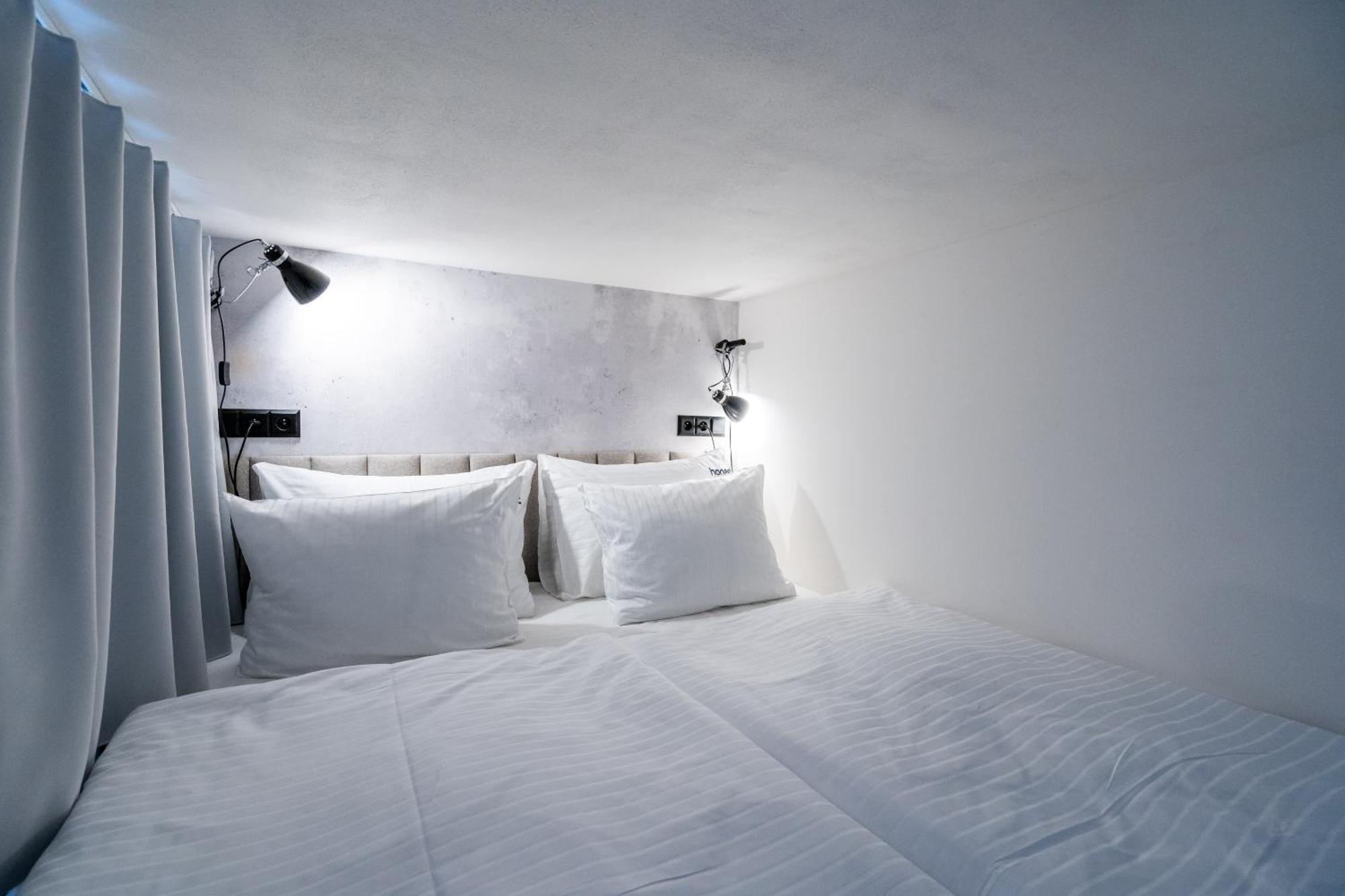 Aparthotel Honest Karlin