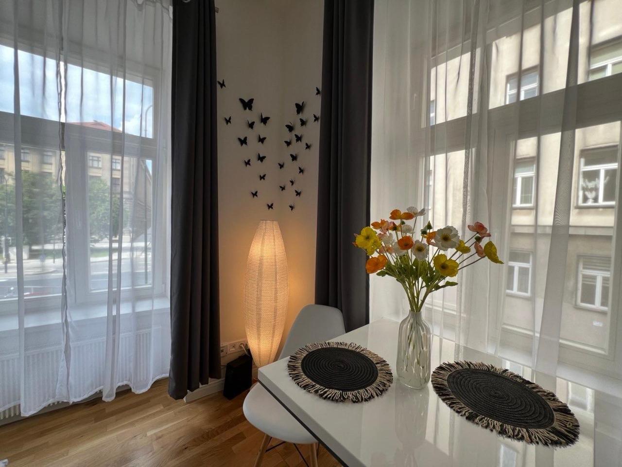 Apartment 1 Florenc Hlavni Mesto Romantic *