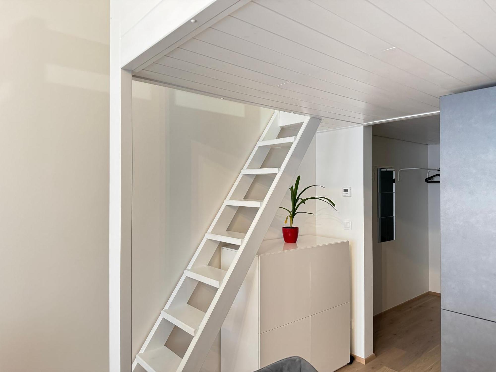 Apartment Free Parking - Cozy Near Vysehrad Railway Bridge