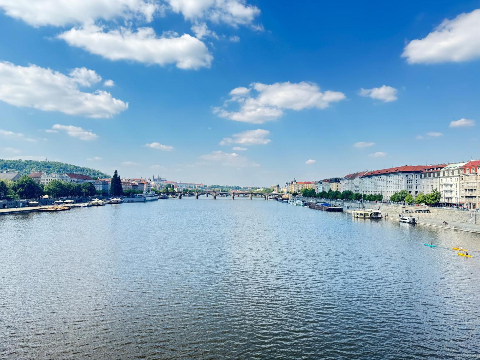 Free Parking - Cozy Near Vysehrad Railway Bridge