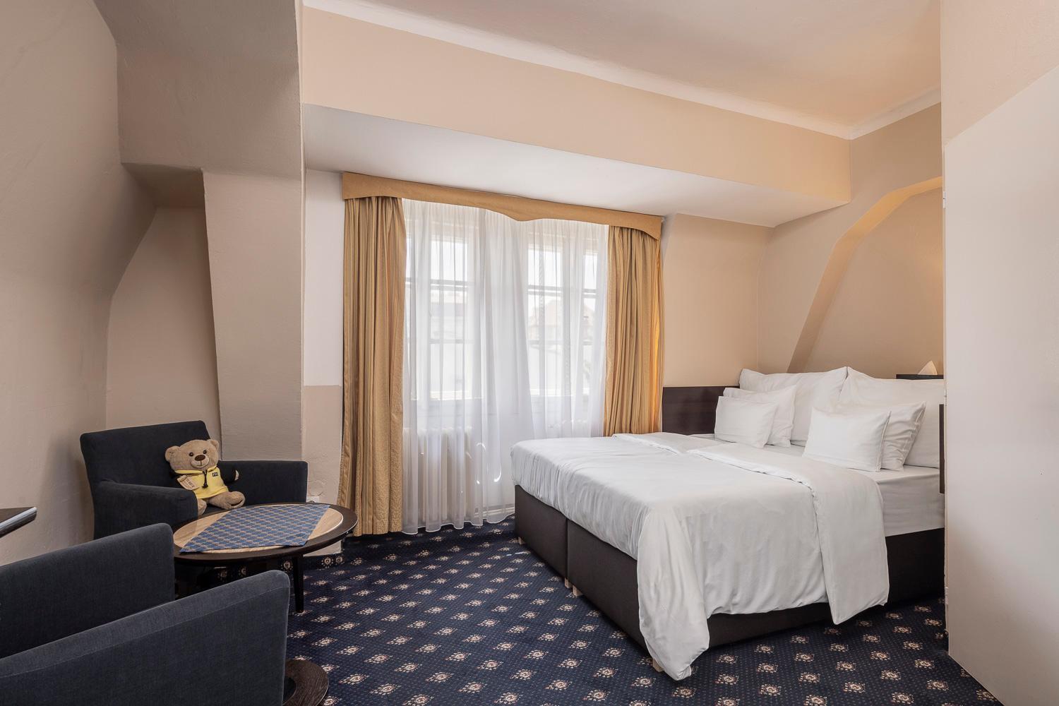 Pytloun Old Armoury Hotel 4*