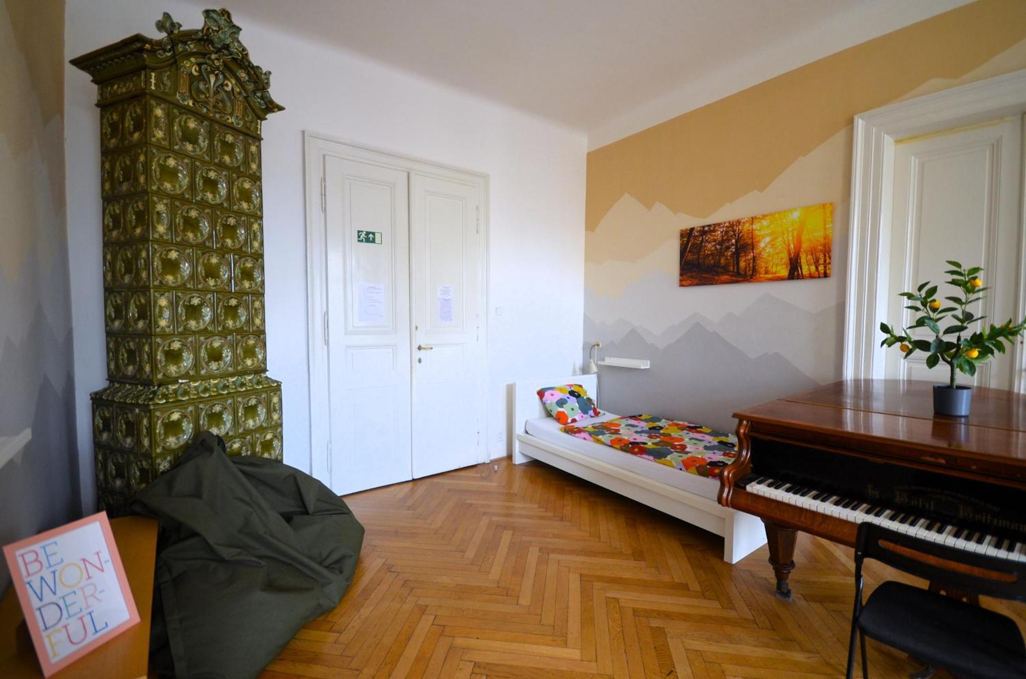Hostel Travel&joy Backpackers *