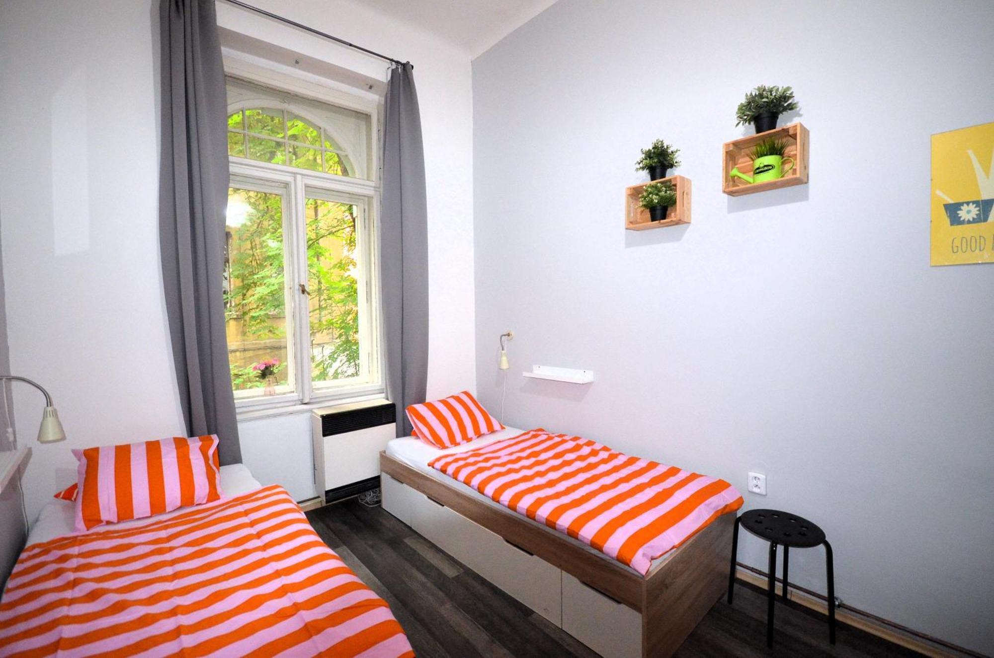 Travel&joy Backpackers Hostel