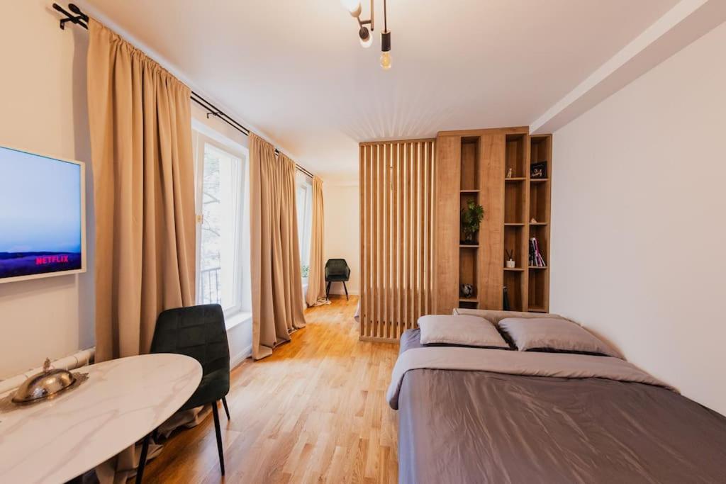 Stylish Studio In The Center Lejlighed